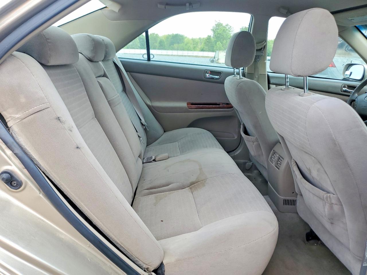2005 Toyota Camry Xle Gold vin: 4T1BE32K75U418416
