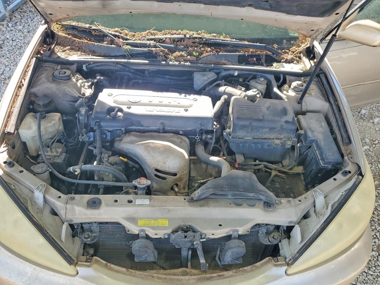 2005 Toyota Camry Le Золотой vin: 4T1BE32K75U431750