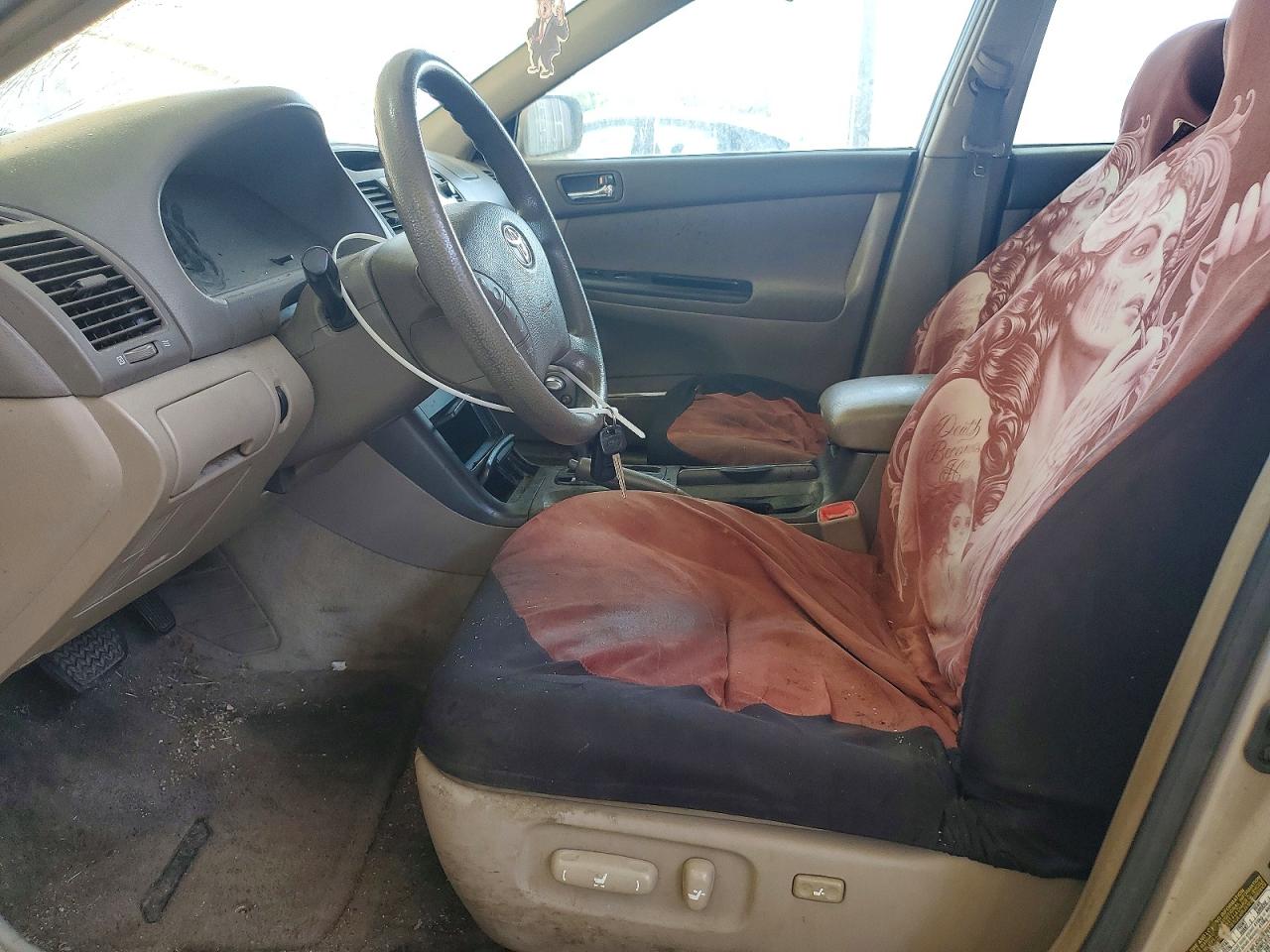 2005 Toyota Camry Le Золотой vin: 4T1BE32K75U431750