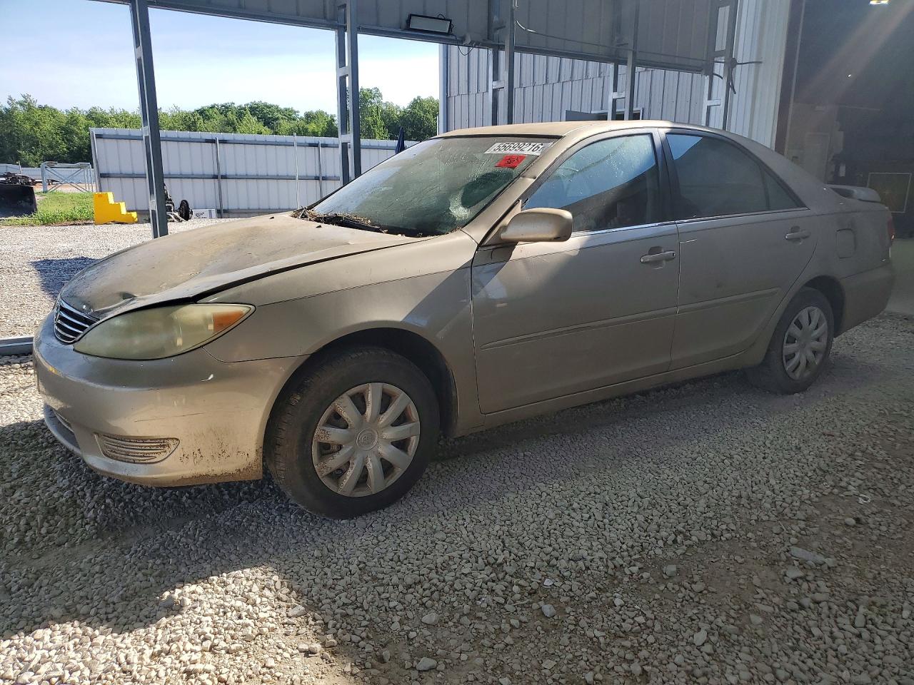 2005 Toyota Camry Le Золотой vin: 4T1BE32K75U431750