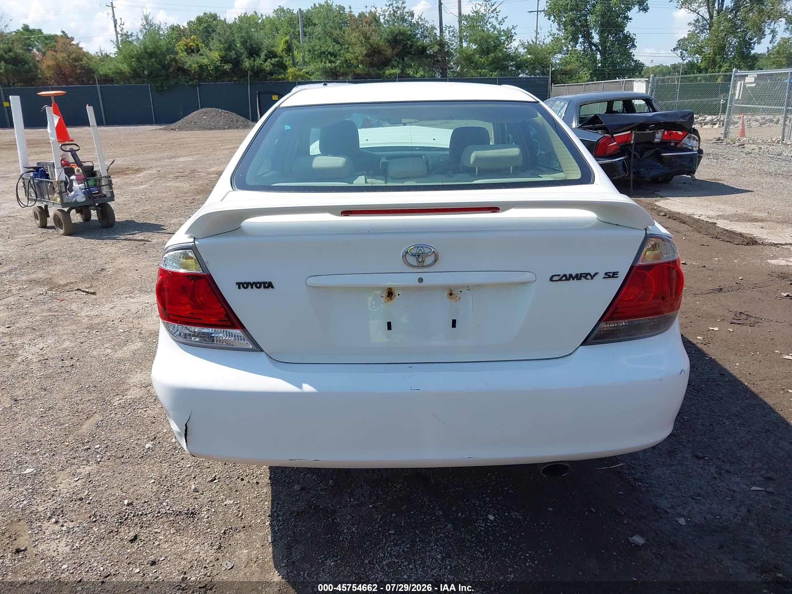 2005 Toyota Camry Se White vin: 4T1BE32K75U435314
