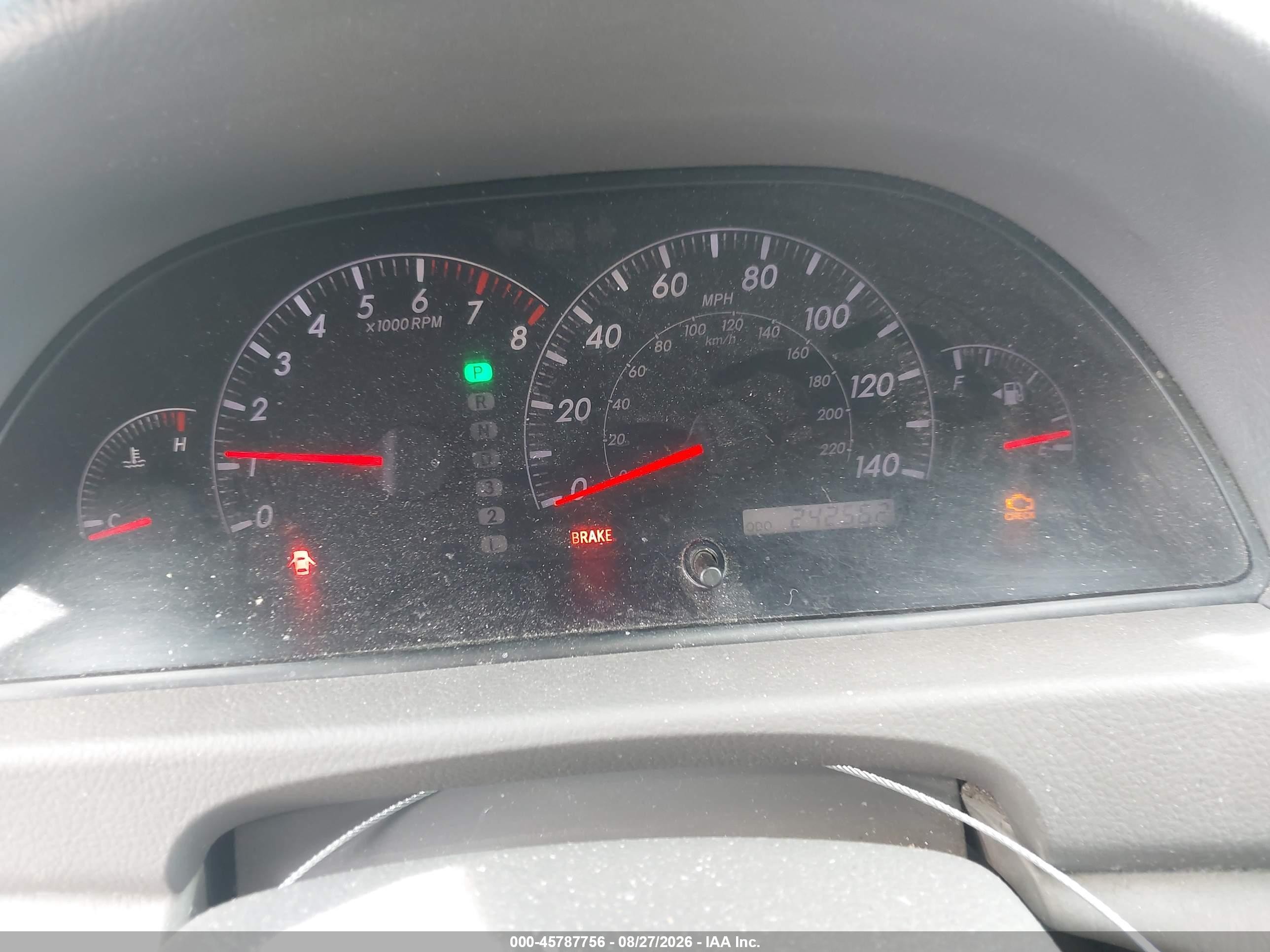 2005 Toyota Camry Le Brown vin: 4T1BE32K75U527099