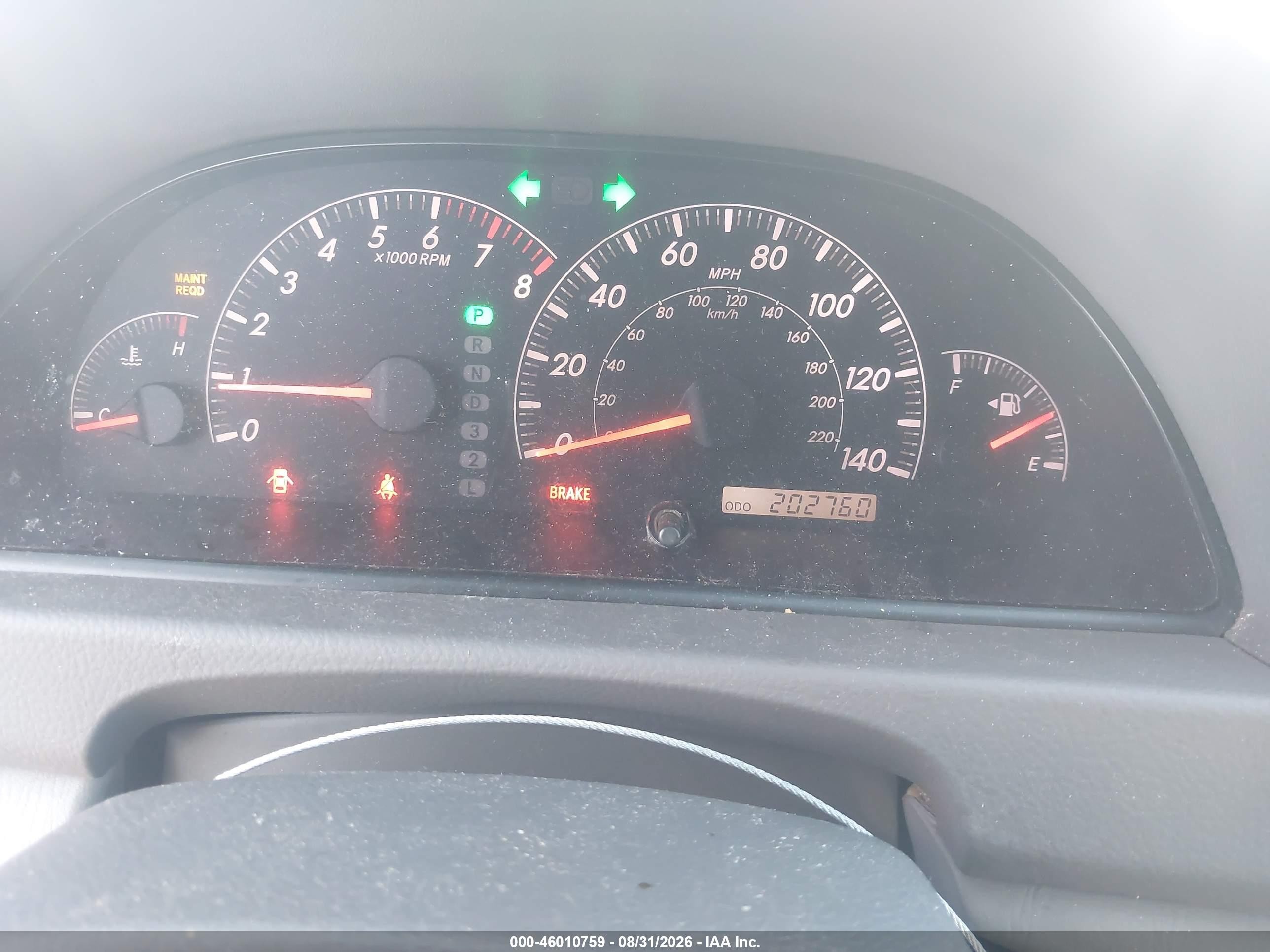 2005 Toyota Camry Le Silver vin: 4T1BE32K75U528012