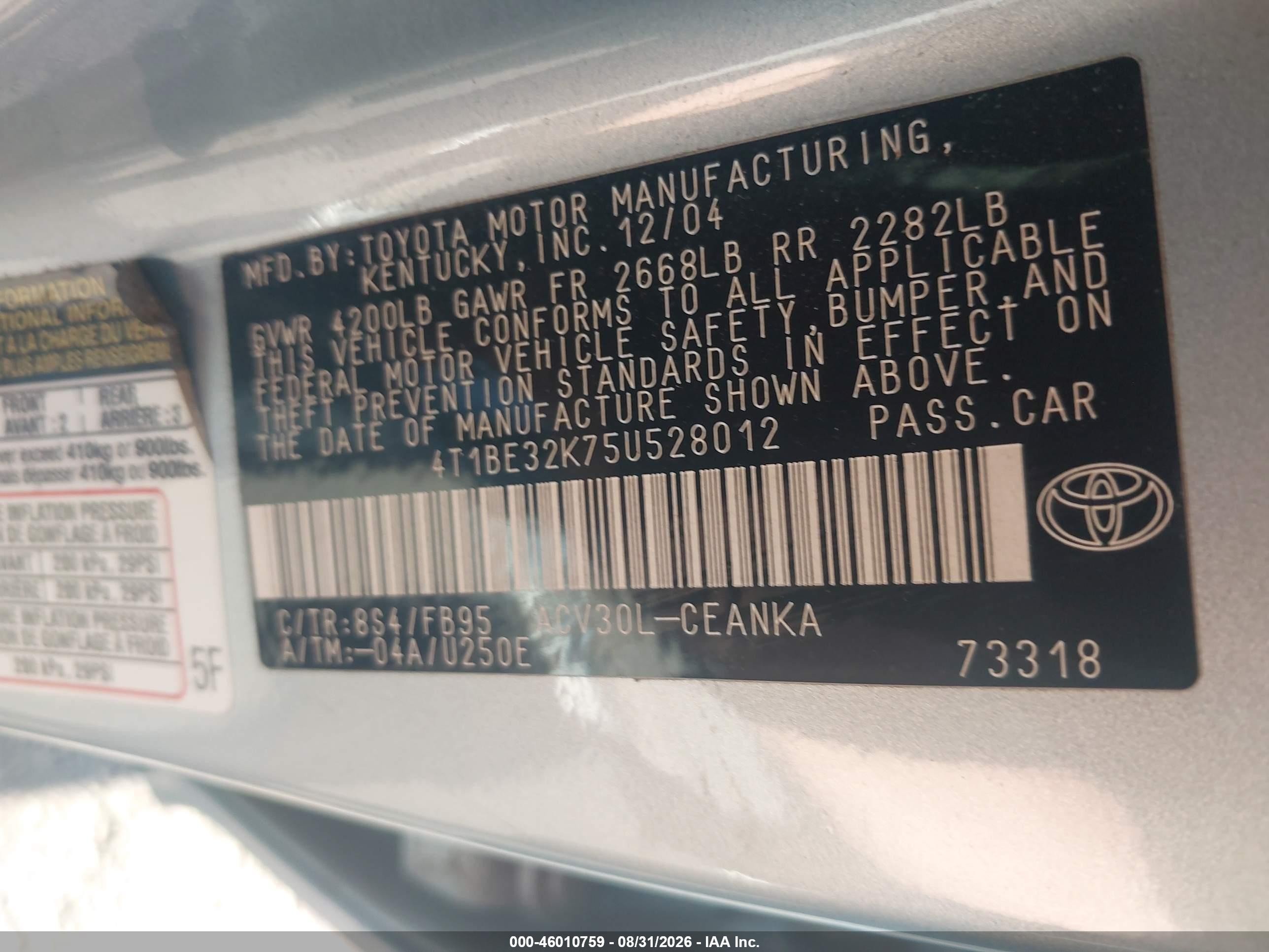 2005 Toyota Camry Le Silver vin: 4T1BE32K75U528012