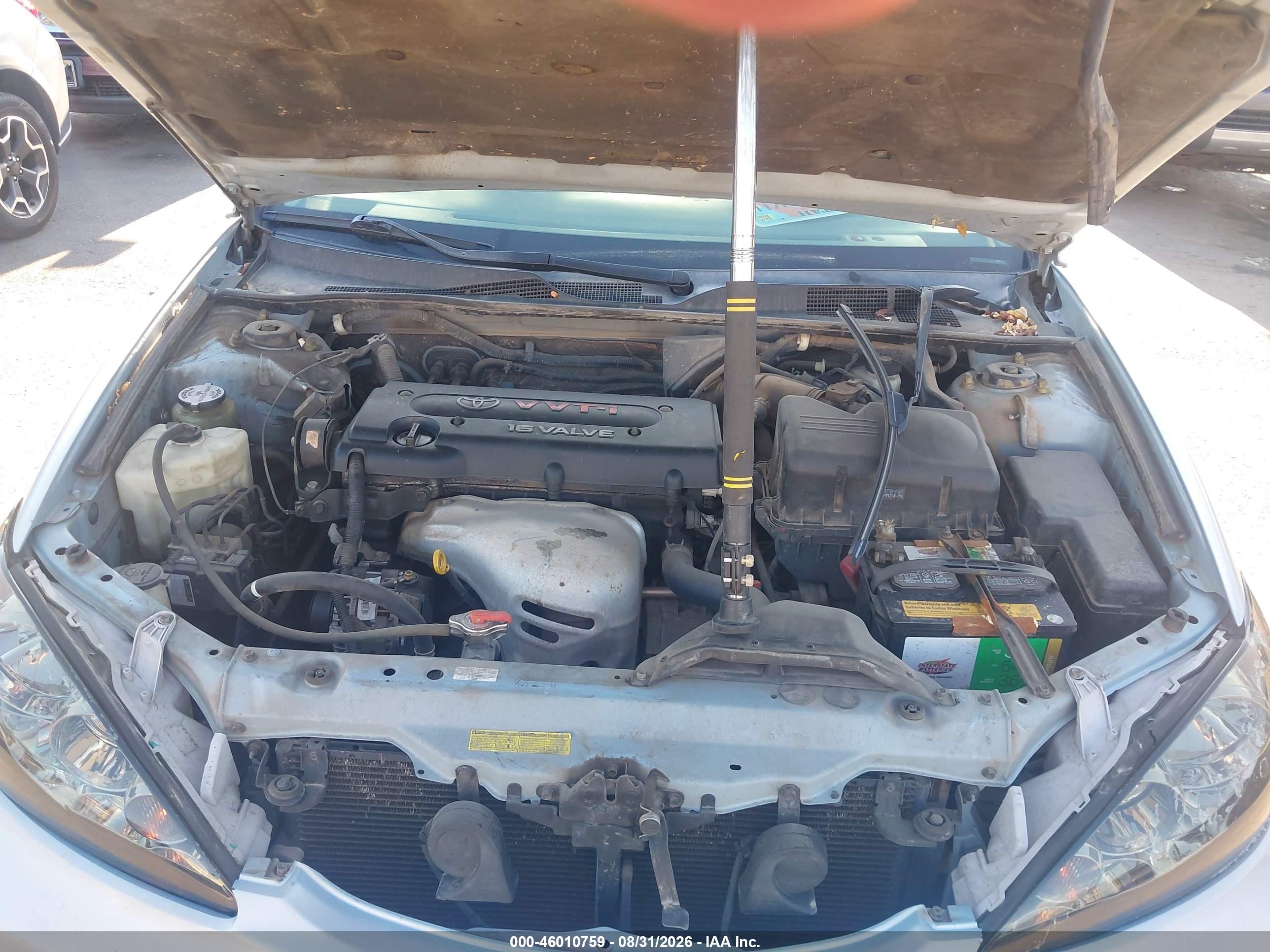 2005 Toyota Camry Le Silver vin: 4T1BE32K75U528012