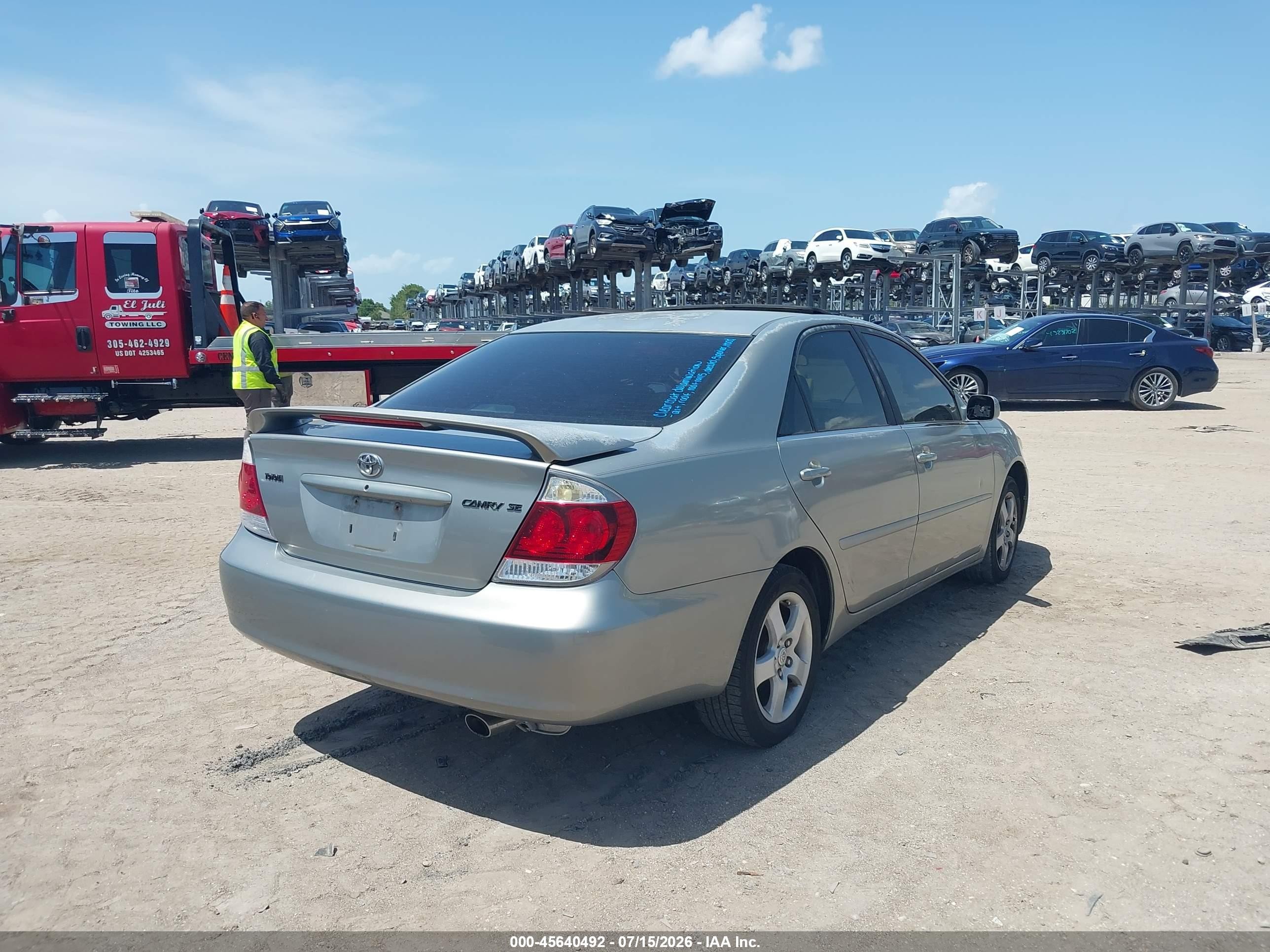 2005 Toyota Camry Se Champagne vin: 4T1BE32K75U535428