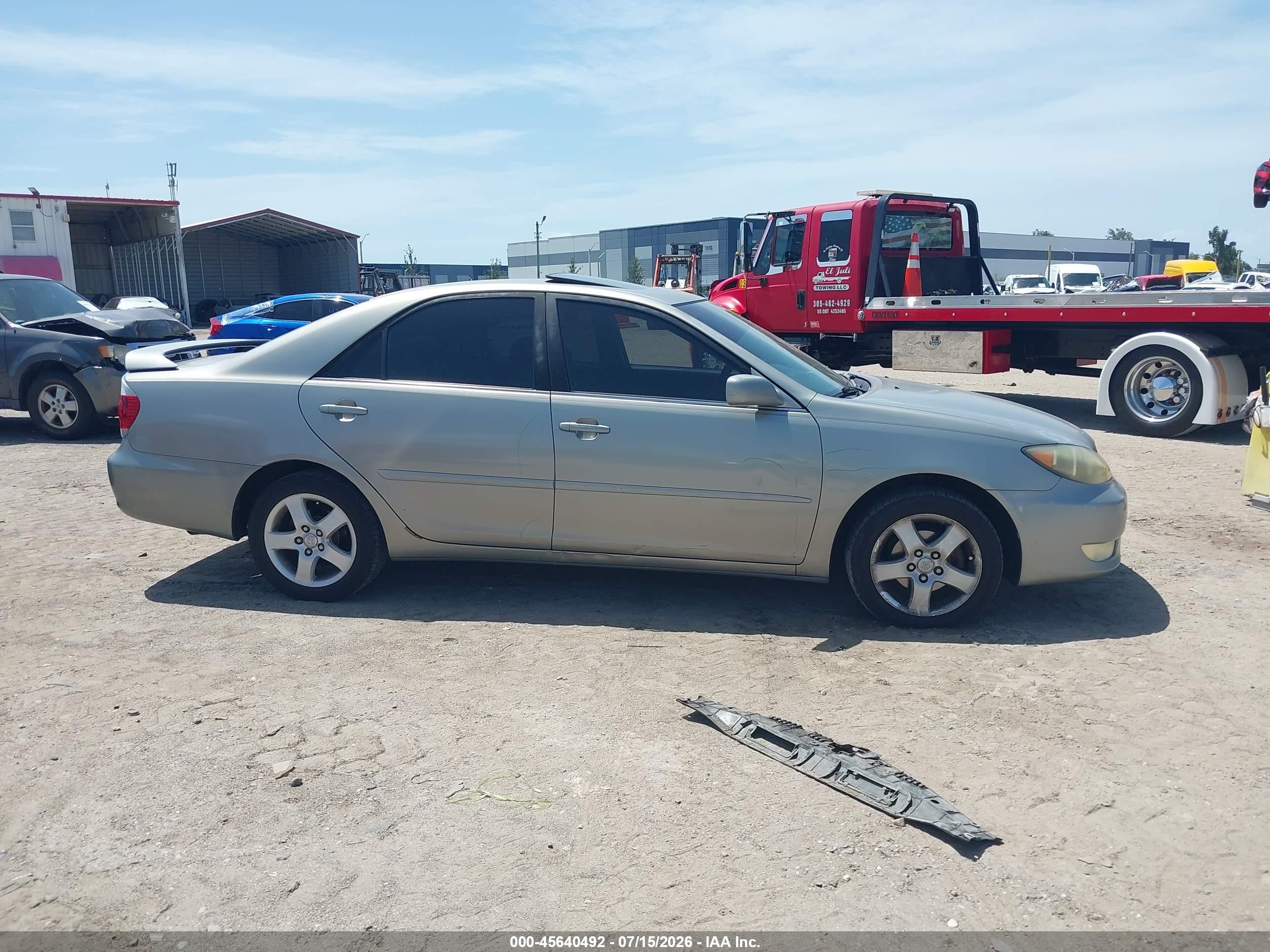 2005 Toyota Camry Se Champagne vin: 4T1BE32K75U535428
