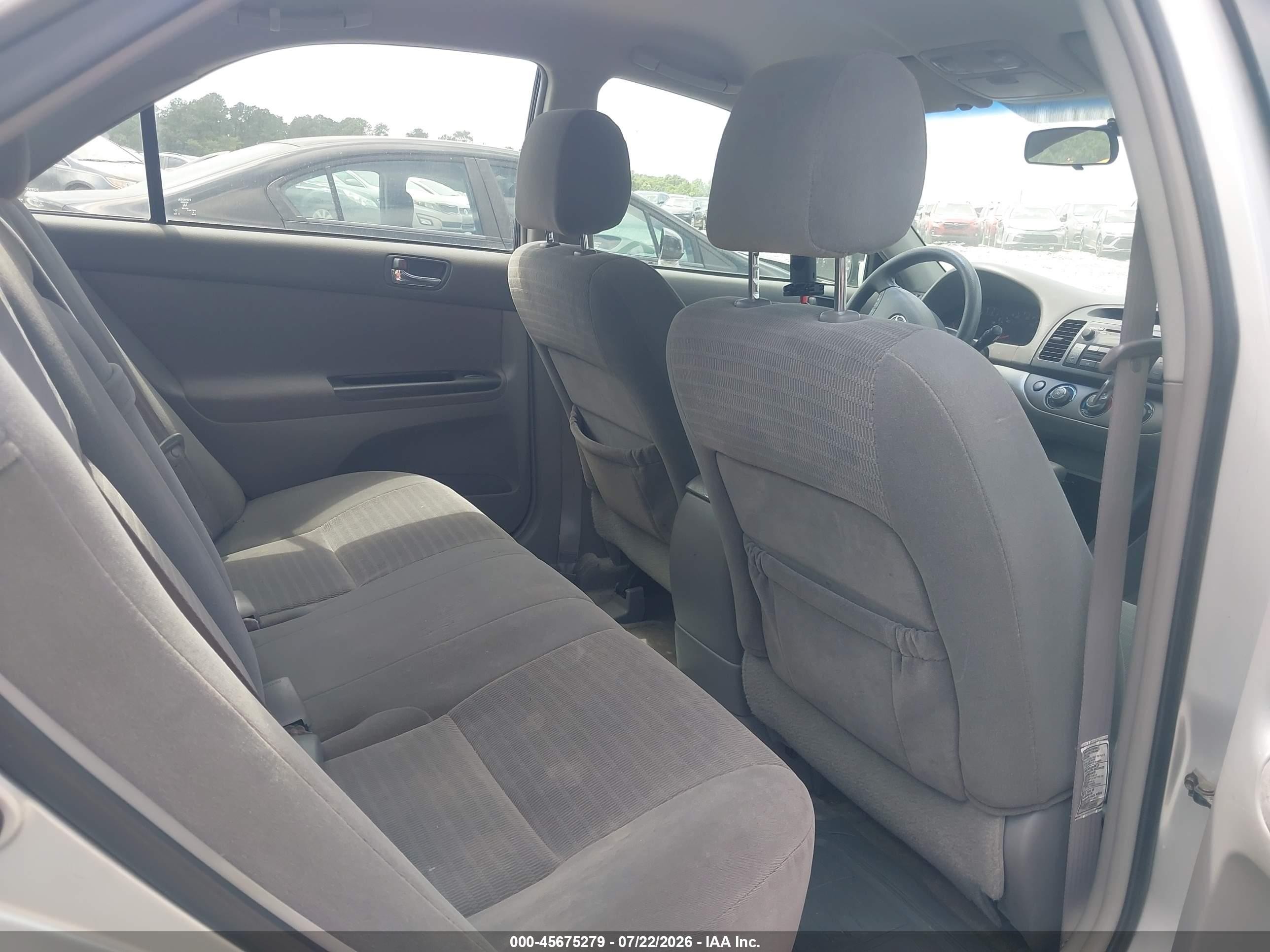 2005 Toyota Camry Le Серебряный vin: 4T1BE32K75U563696