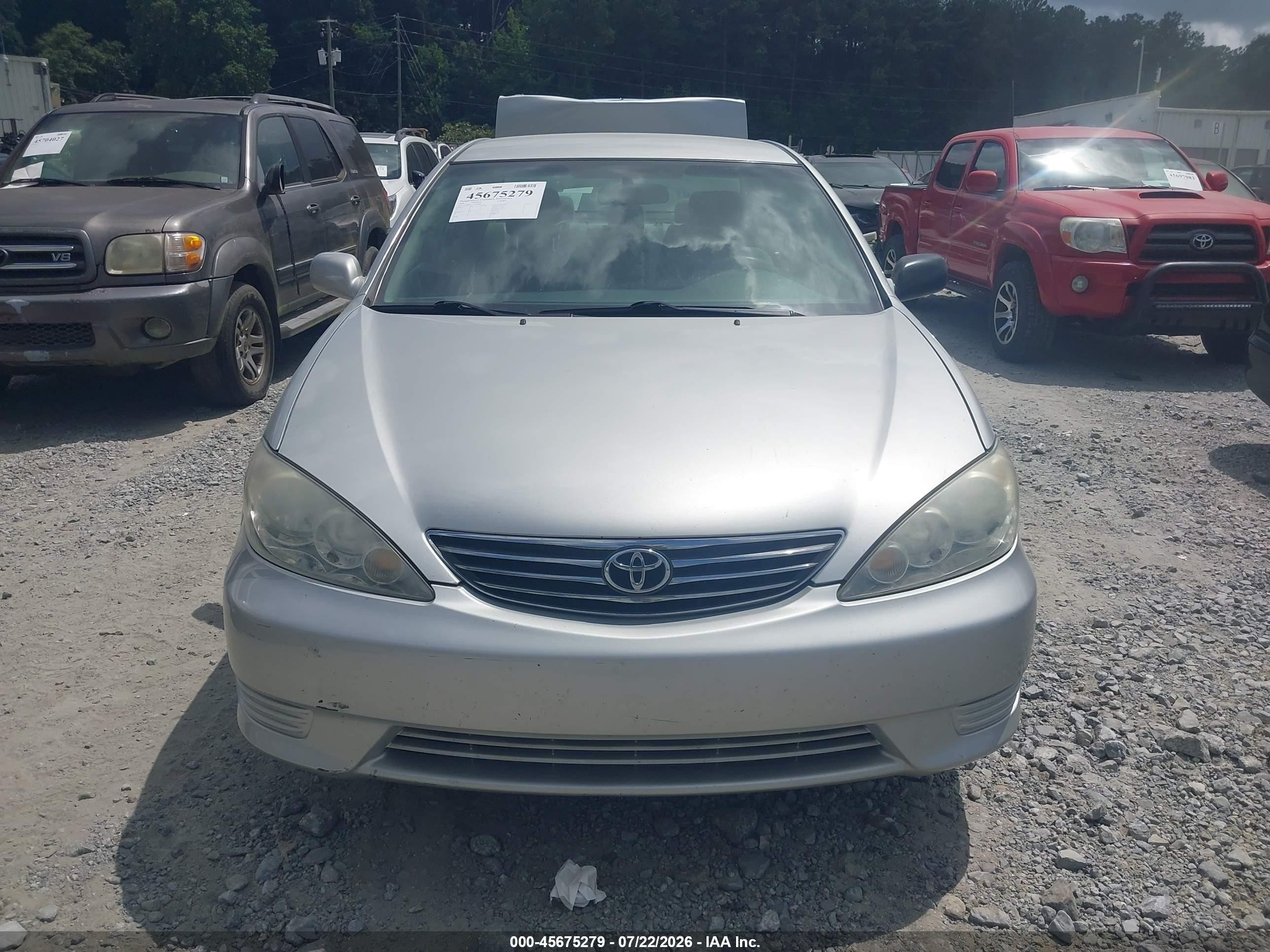 2005 Toyota Camry Le Серебряный vin: 4T1BE32K75U563696