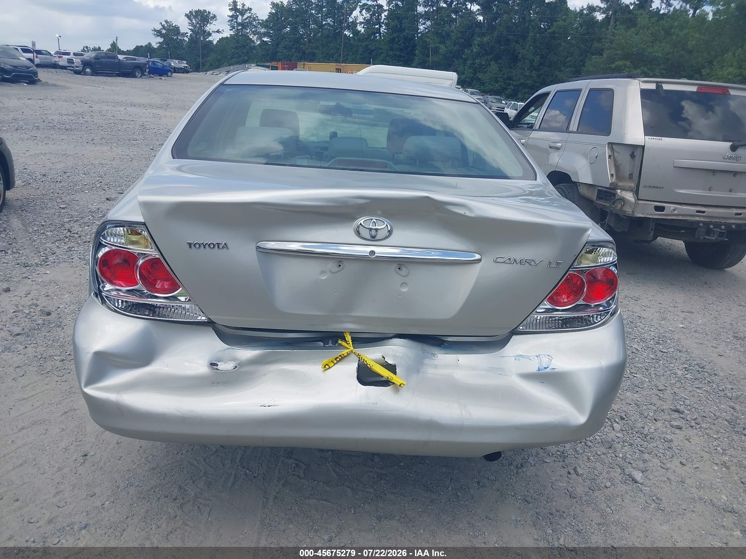 2005 Toyota Camry Le Серебряный vin: 4T1BE32K75U563696