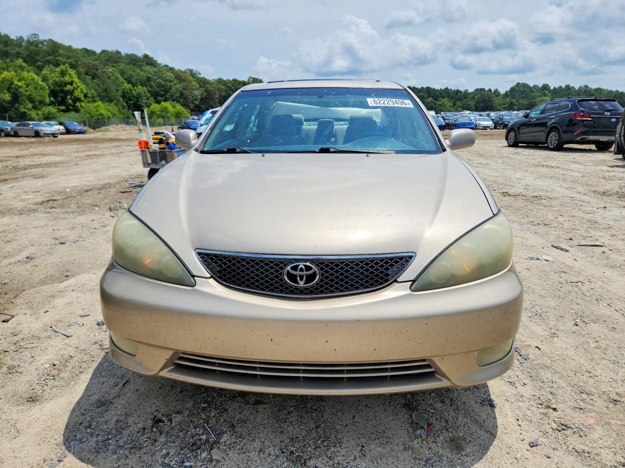 2005 Toyota Camry Se Золотой vin: 4T1BE32K75U968182