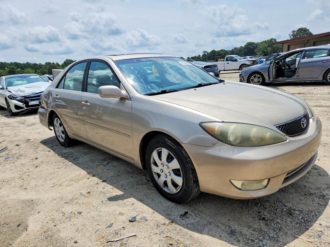 2005 Toyota Camry Se Золотой vin: 4T1BE32K75U968182