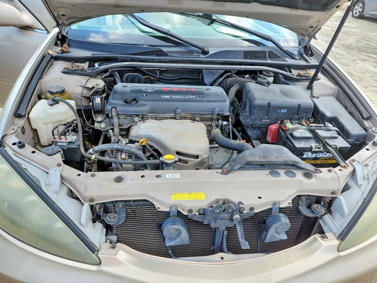 2005 Toyota Camry Se Золотой vin: 4T1BE32K75U968182