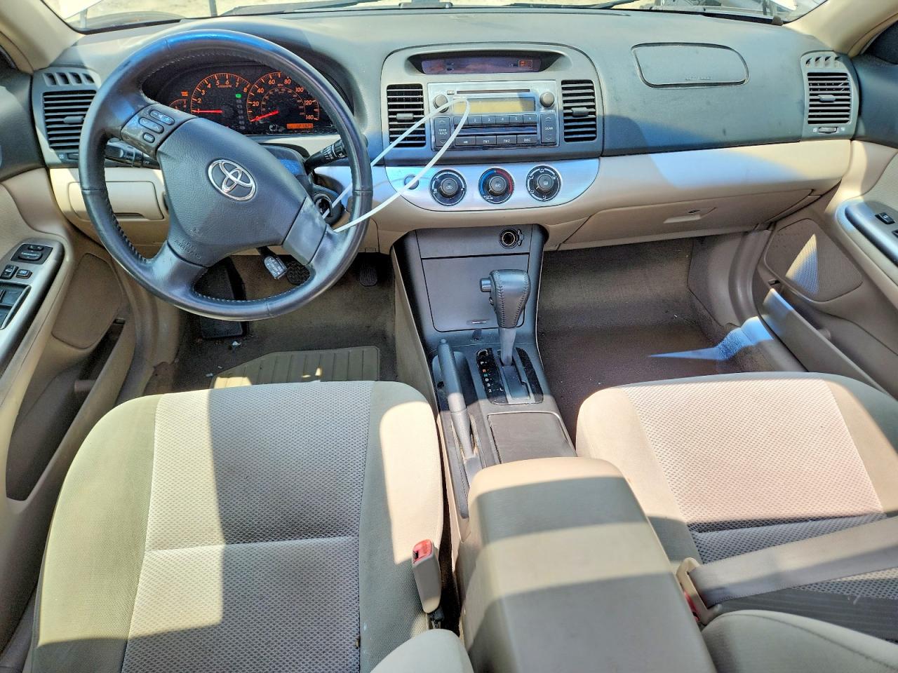 2005 Toyota Camry Se Золотой vin: 4T1BE32K75U968182