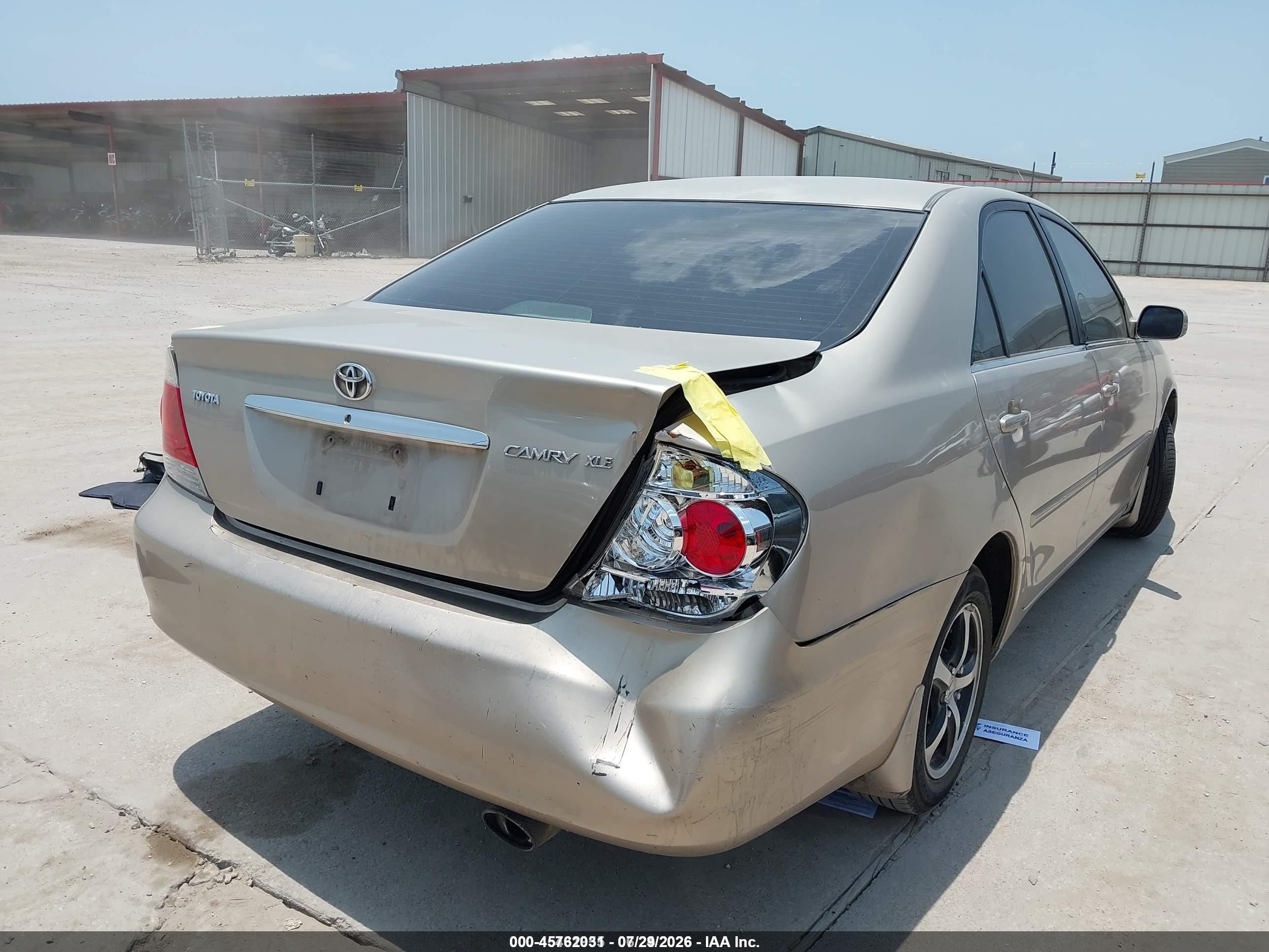2005 Toyota Camry Xle Tan vin: 4T1BE32K75U972667