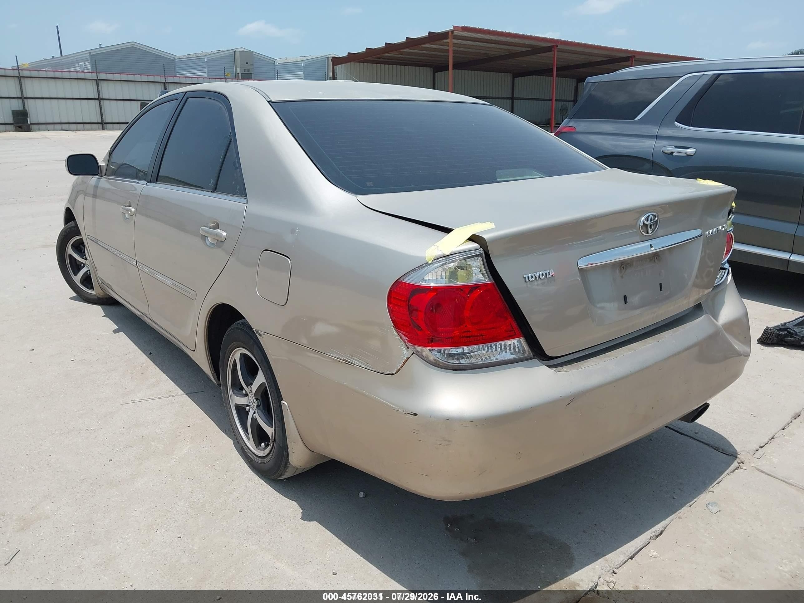 2005 Toyota Camry Xle Tan vin: 4T1BE32K75U972667