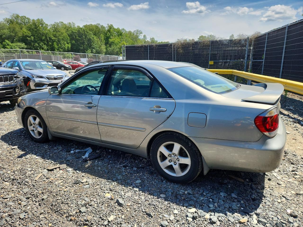 2005 Toyota Camry Se Beige vin: 4T1BE32K75U976704