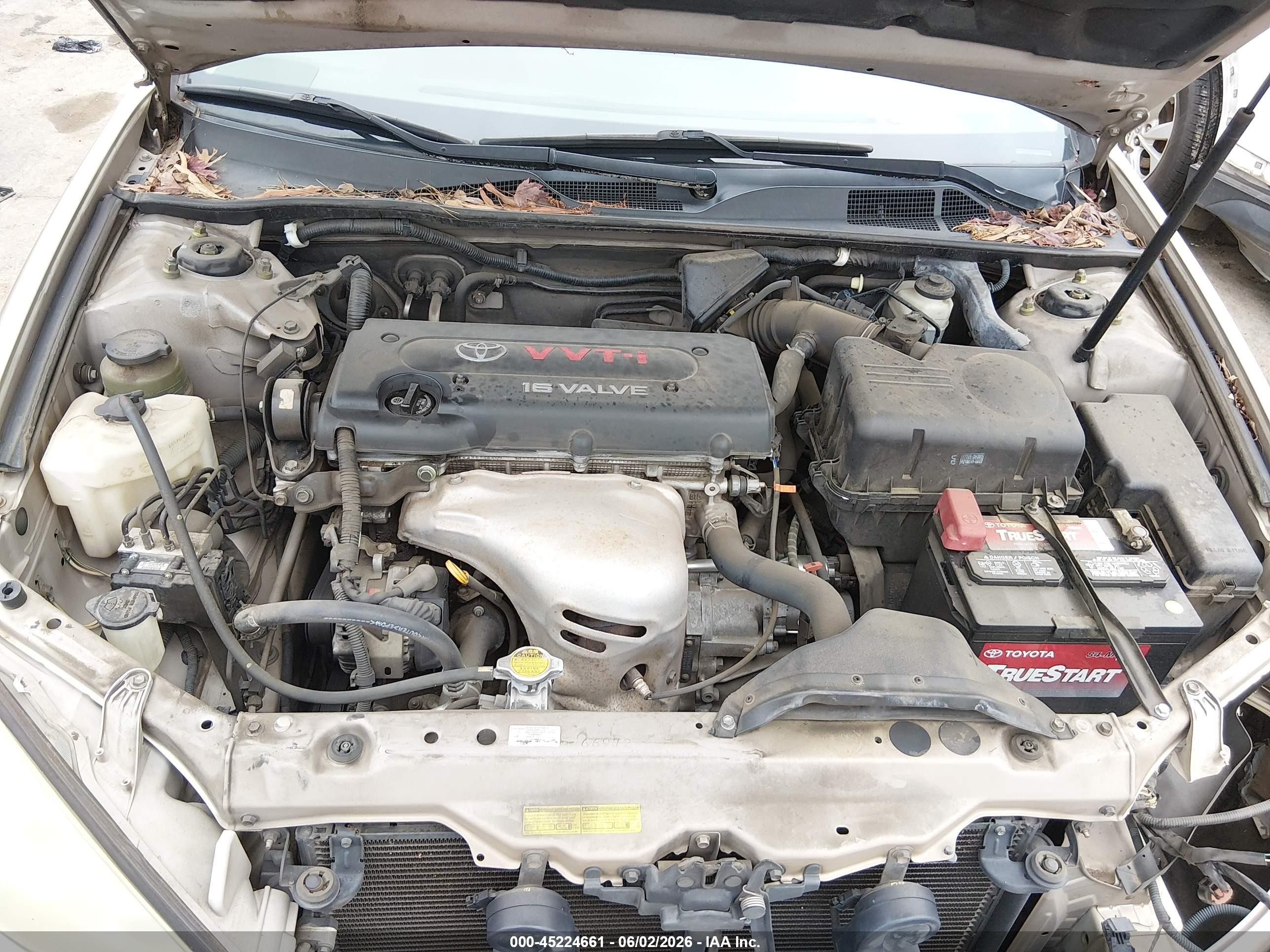 2005 Toyota Camry Std Gold vin: 4T1BE32K75U984463