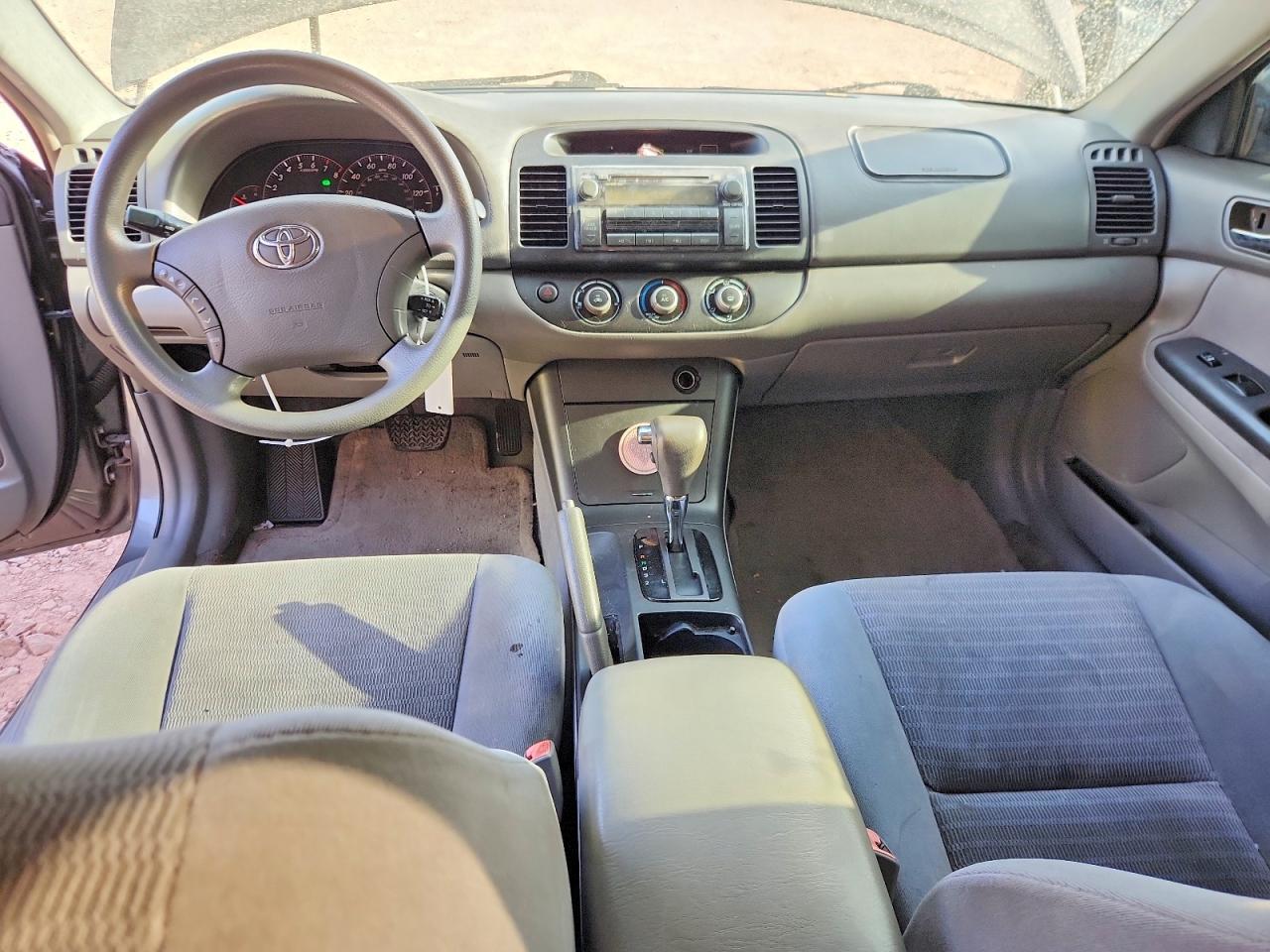 2005 Toyota Camry Le Charcoal vin: 4T1BE32K75U988335