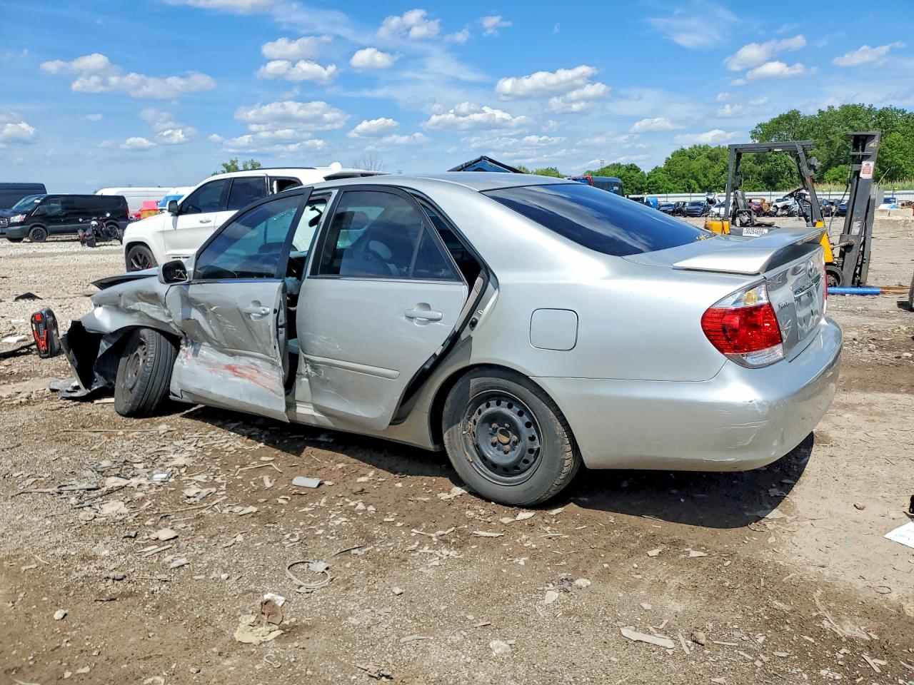 2006 Toyota Camry Le Silver vin: 4T1BE32K76U163008