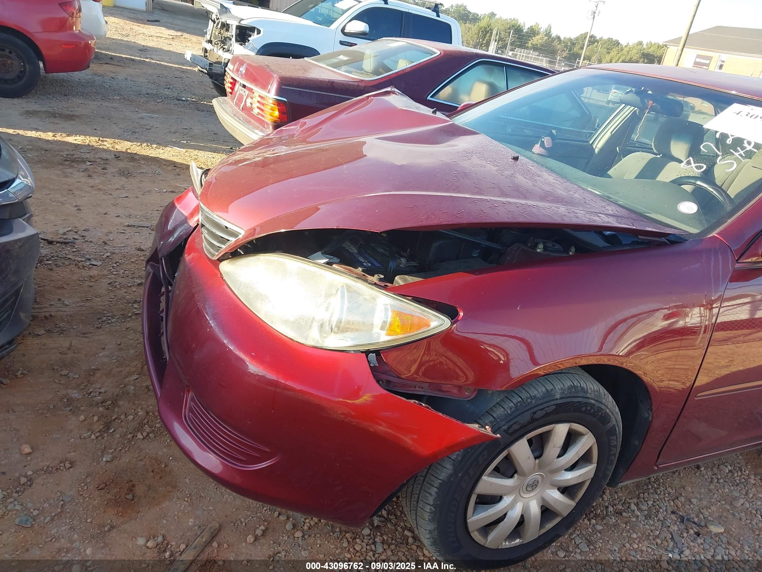 2006 Toyota Camry Le Maroon vin: 4T1BE32K76U163042