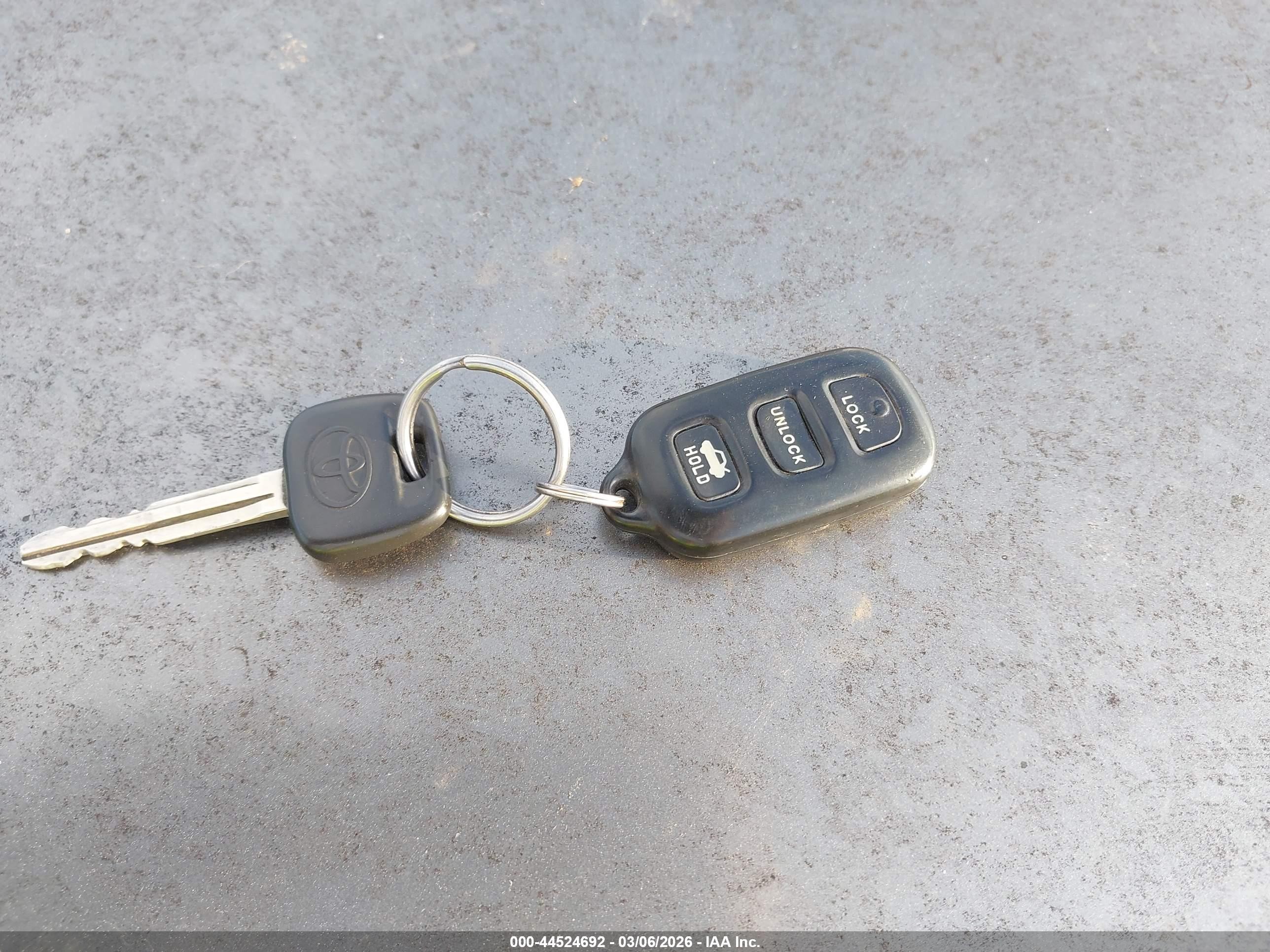 2006 Toyota Camry Le Серый vin: 4T1BE32K76U650368