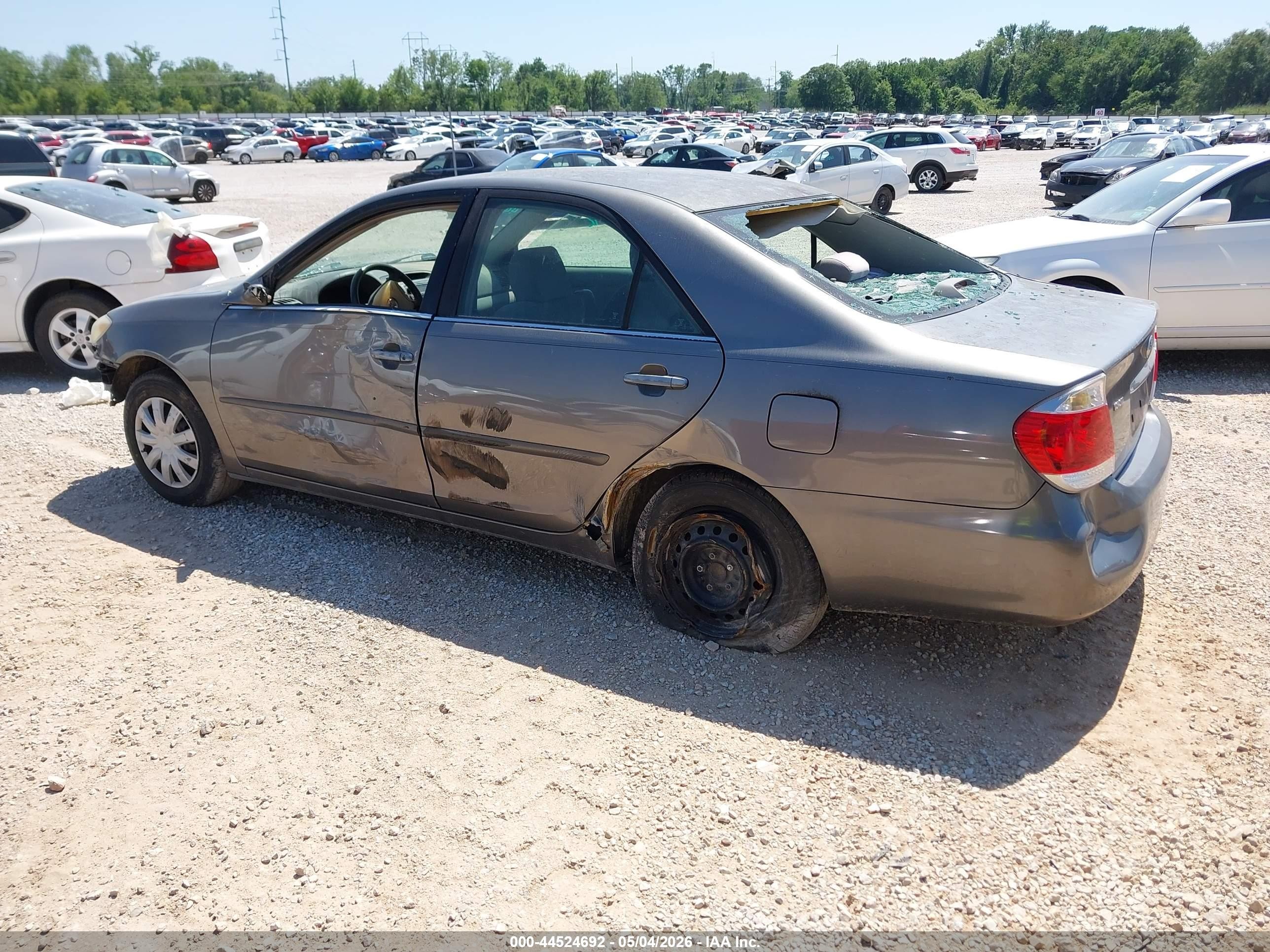2006 Toyota Camry Le Серый vin: 4T1BE32K76U650368