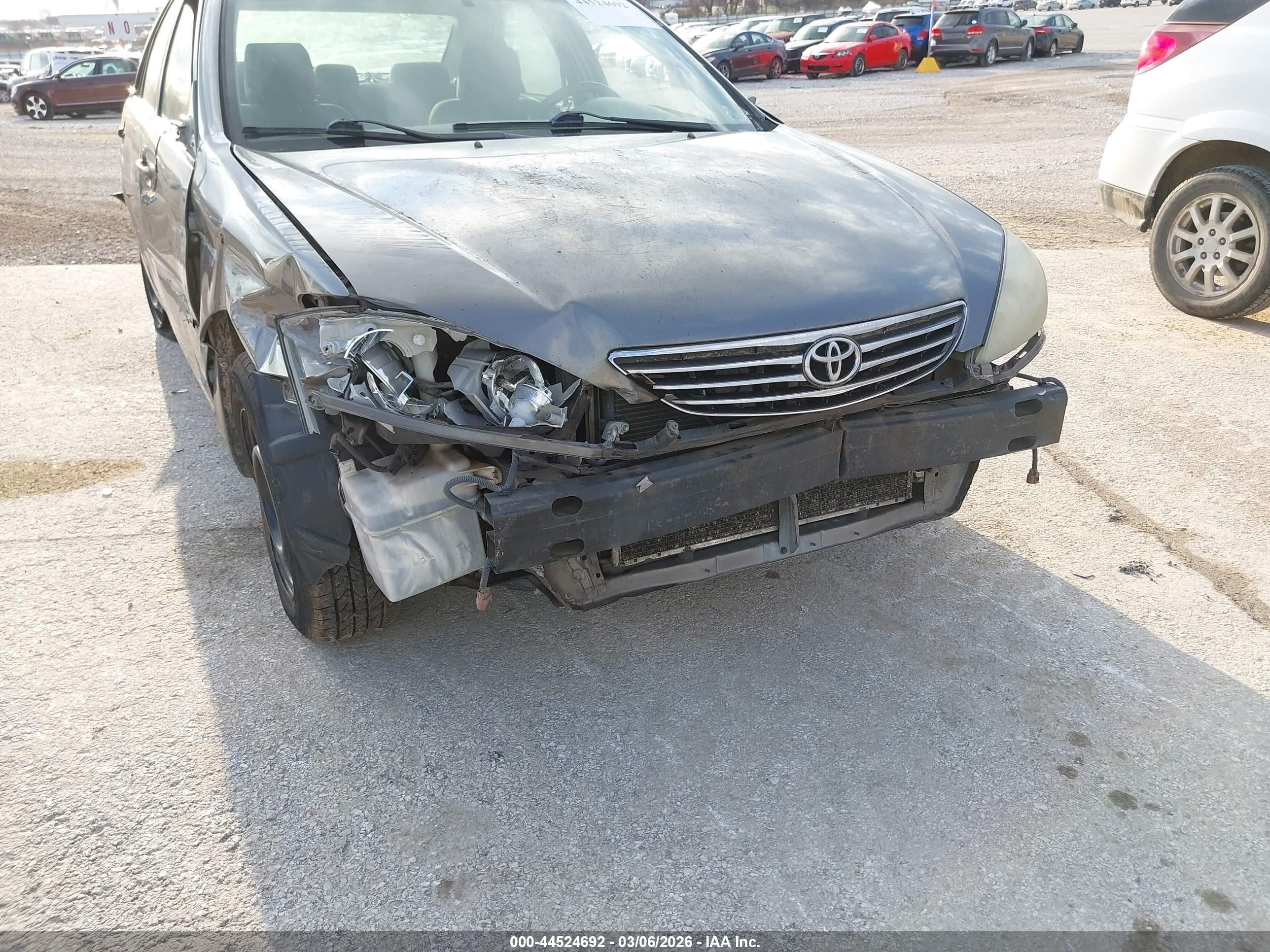 2006 Toyota Camry Le Серый vin: 4T1BE32K76U650368