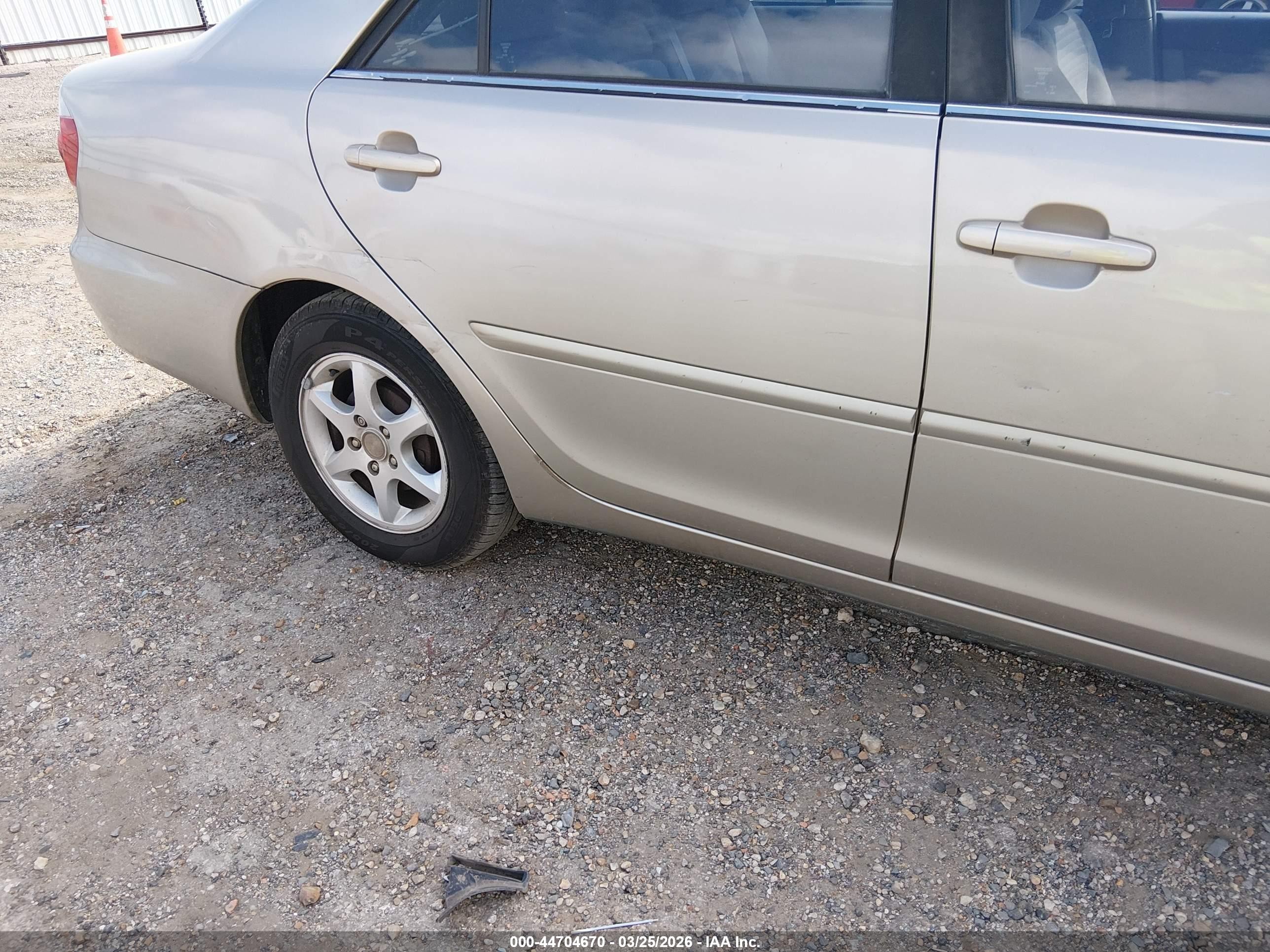 2006 Toyota Camry Le Champagne vin: 4T1BE32K76U704249