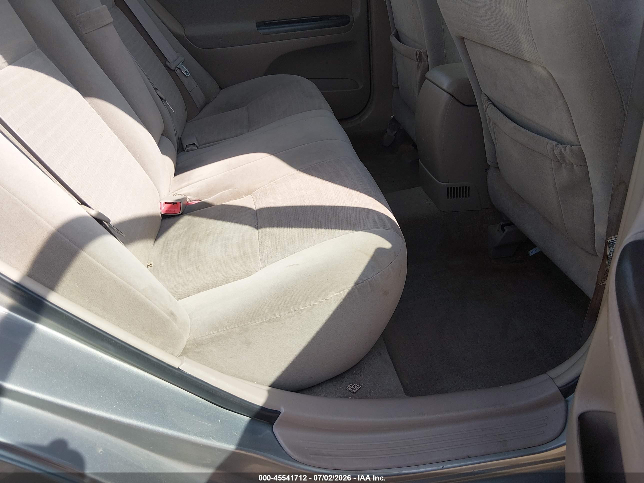 2006 Toyota Camry Le Серебряный vin: 4T1BE32K76U710942