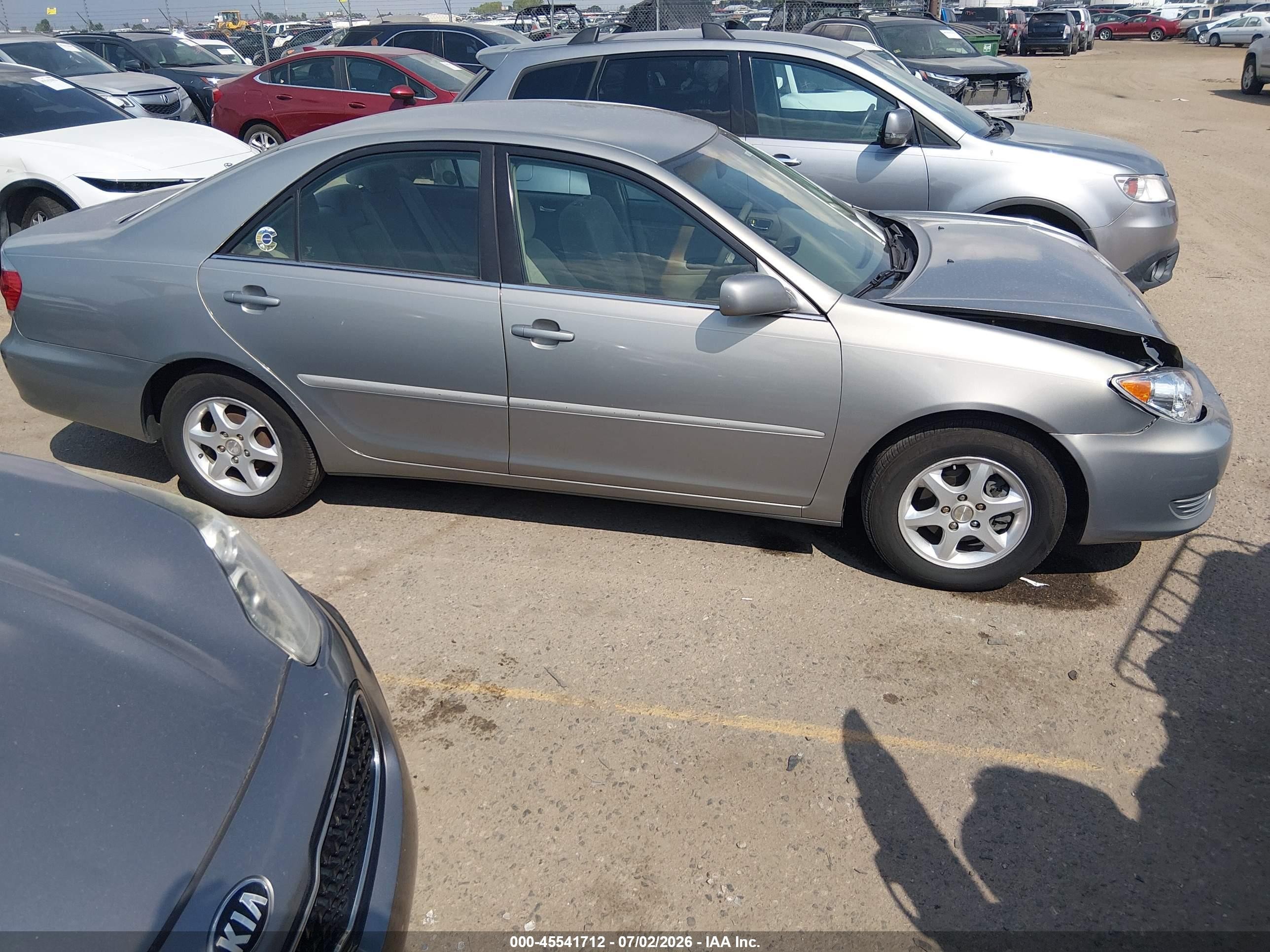 2006 Toyota Camry Le Серебряный vin: 4T1BE32K76U710942
