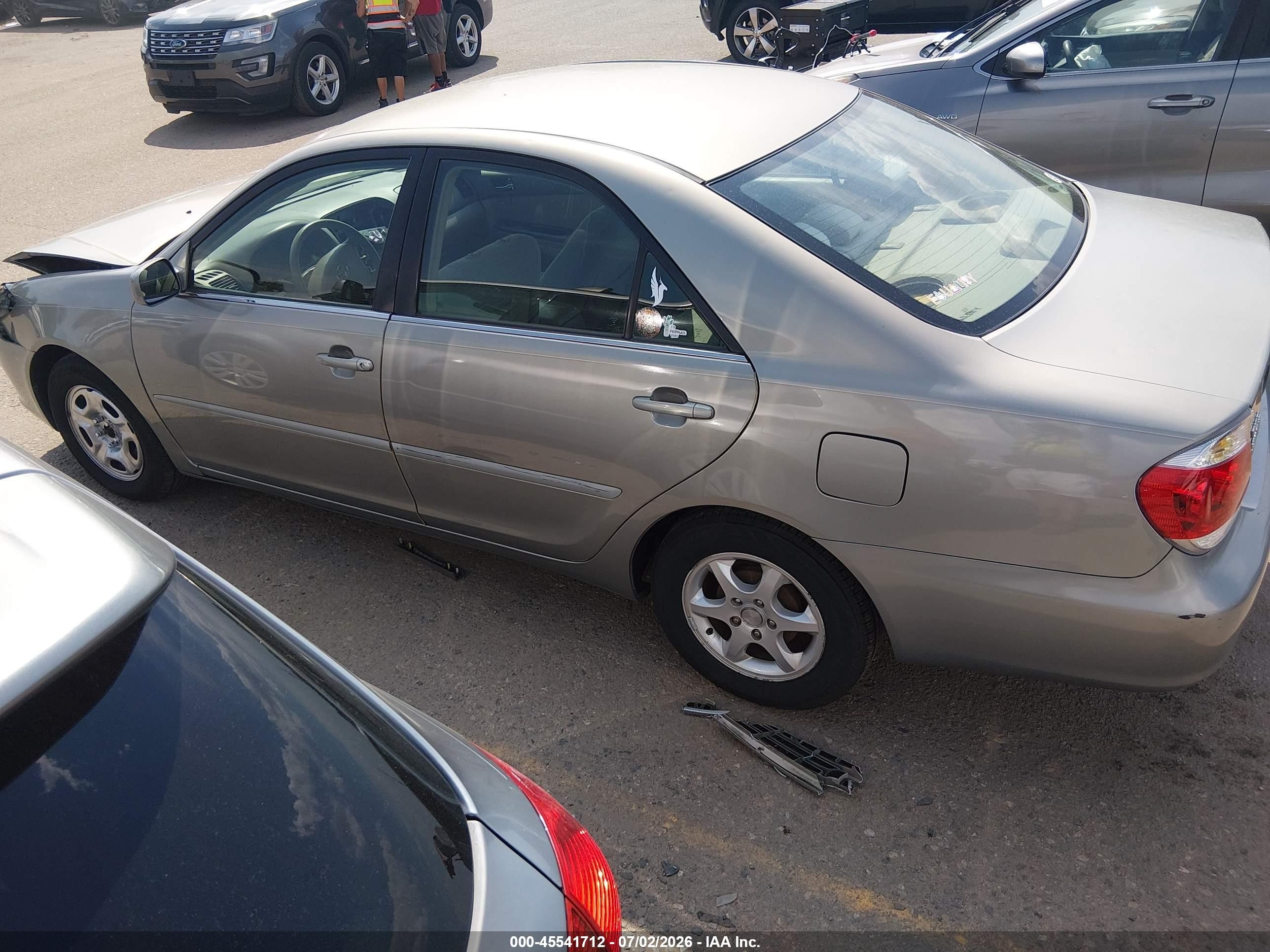 2006 Toyota Camry Le Серебряный vin: 4T1BE32K76U710942