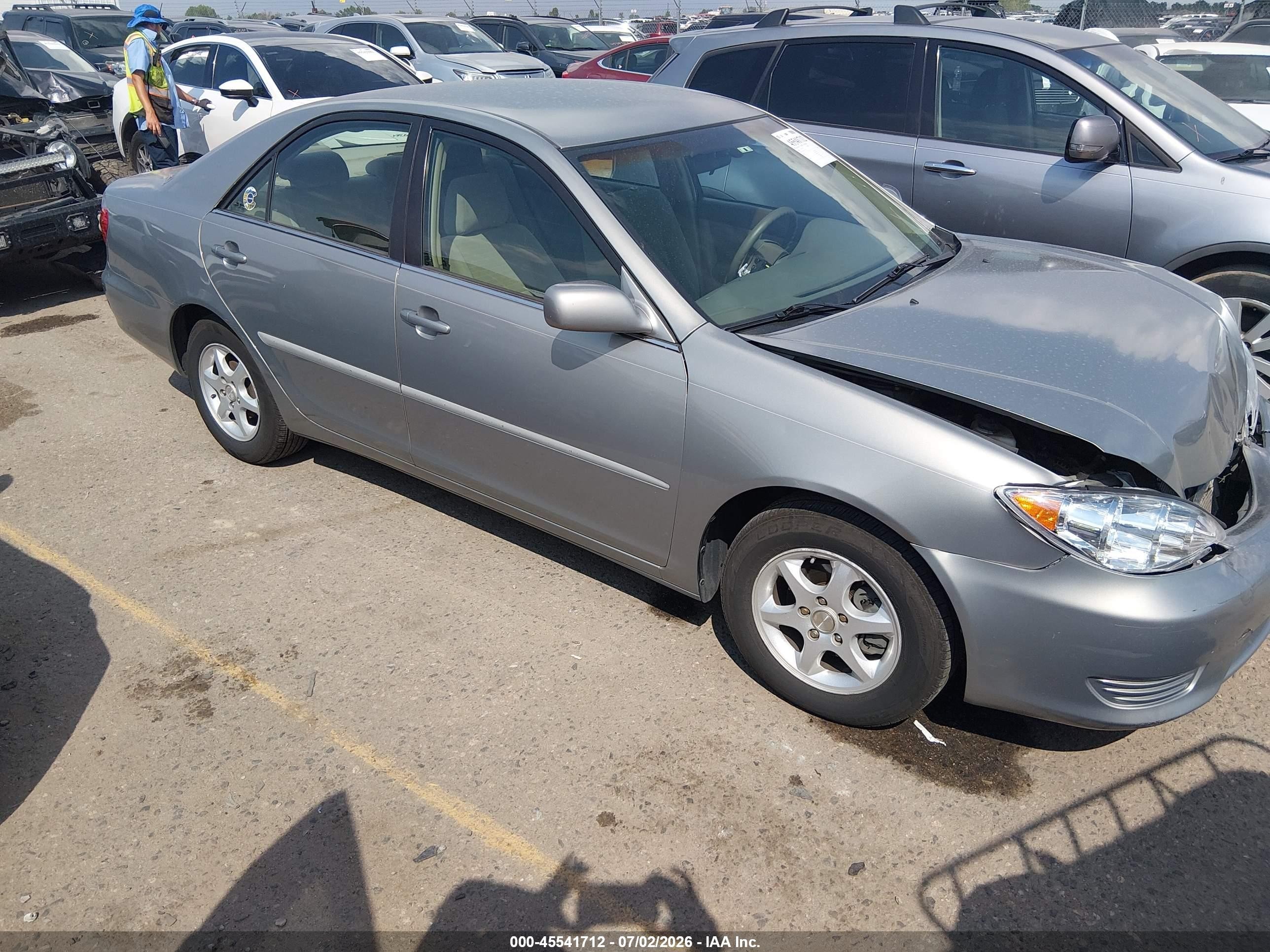 2006 Toyota Camry Le Серебряный vin: 4T1BE32K76U710942