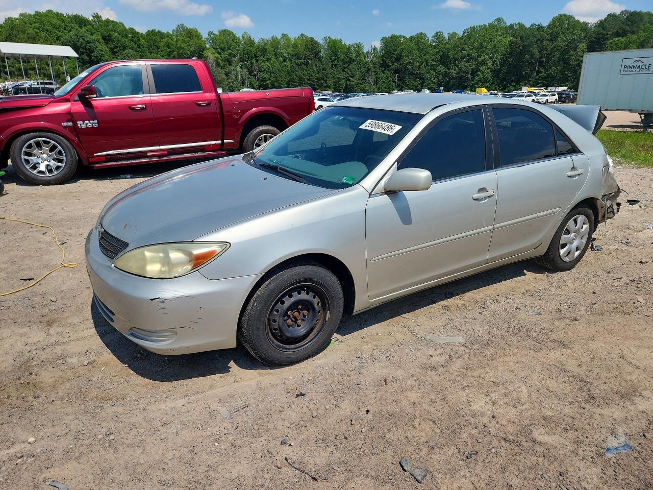 2002 Toyota Camry Le Серебряный vin: 4T1BE32K82U008459