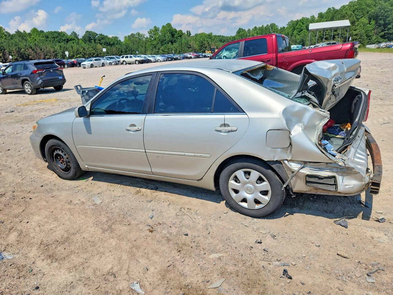 2002 Toyota Camry Le Silver vin: 4T1BE32K82U008459