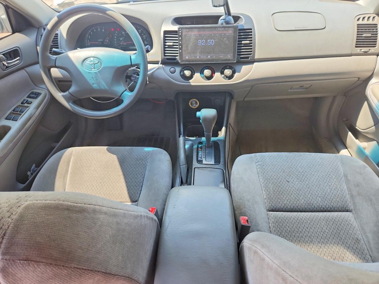 2002 Toyota Camry Le Silver vin: 4T1BE32K82U008459