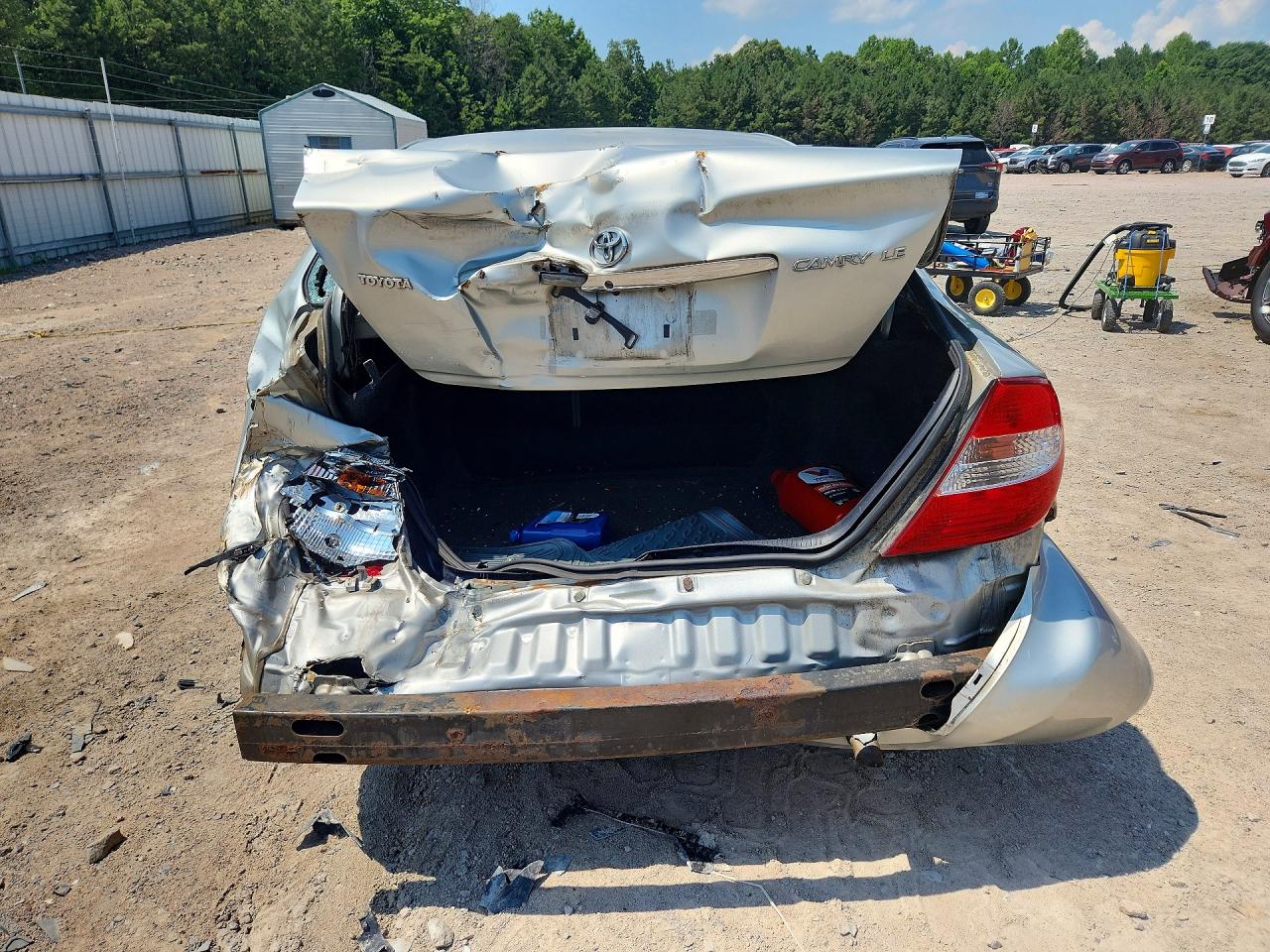 2002 Toyota Camry Le Silver vin: 4T1BE32K82U008459