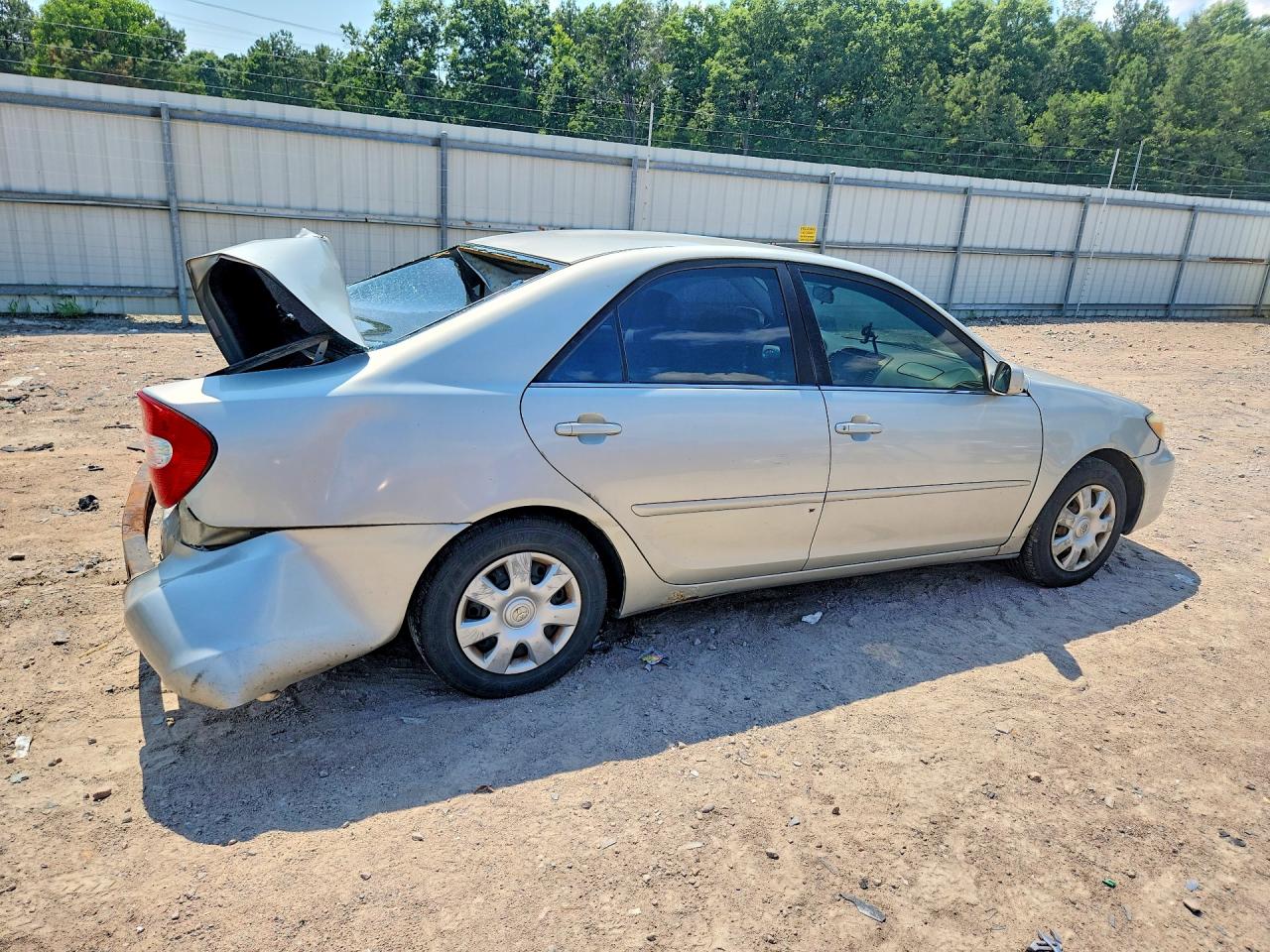 2002 Toyota Camry Le Silver vin: 4T1BE32K82U008459