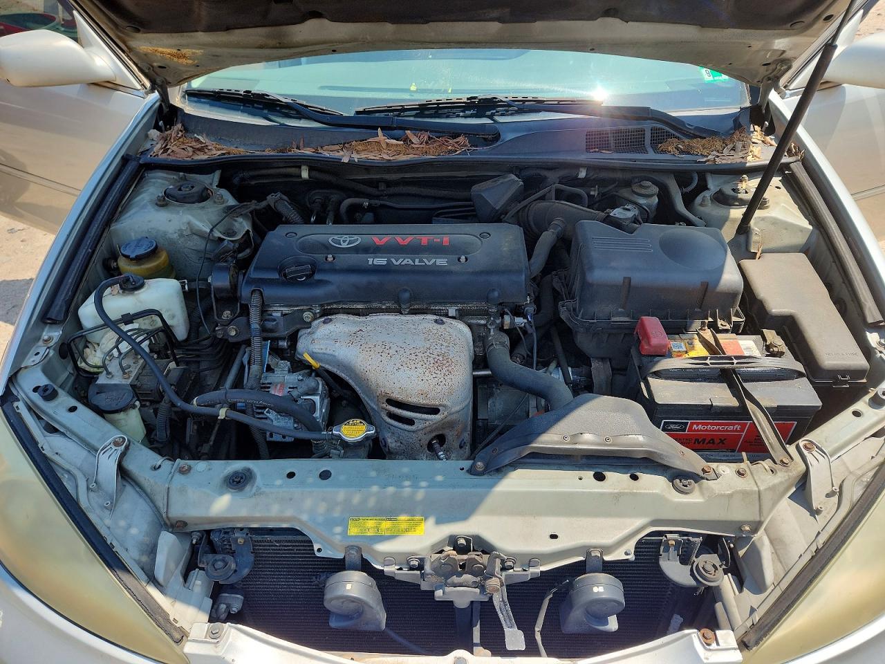2002 Toyota Camry Le Silver vin: 4T1BE32K82U008459