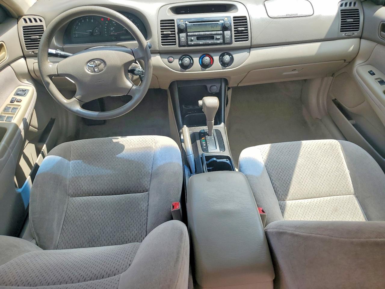 2002 Toyota Camry Le Maroon vin: 4T1BE32K82U062649