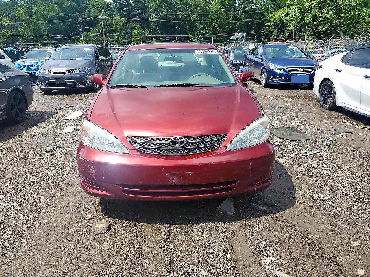2002 Toyota Camry Le Maroon vin: 4T1BE32K82U062649