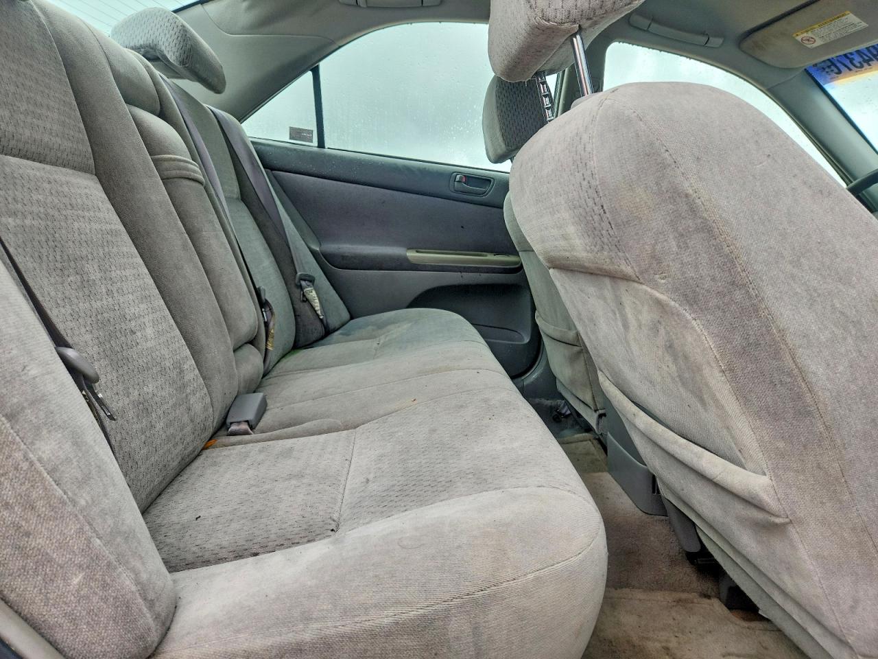 2002 Toyota Camry Le White vin: 4T1BE32K82U071514
