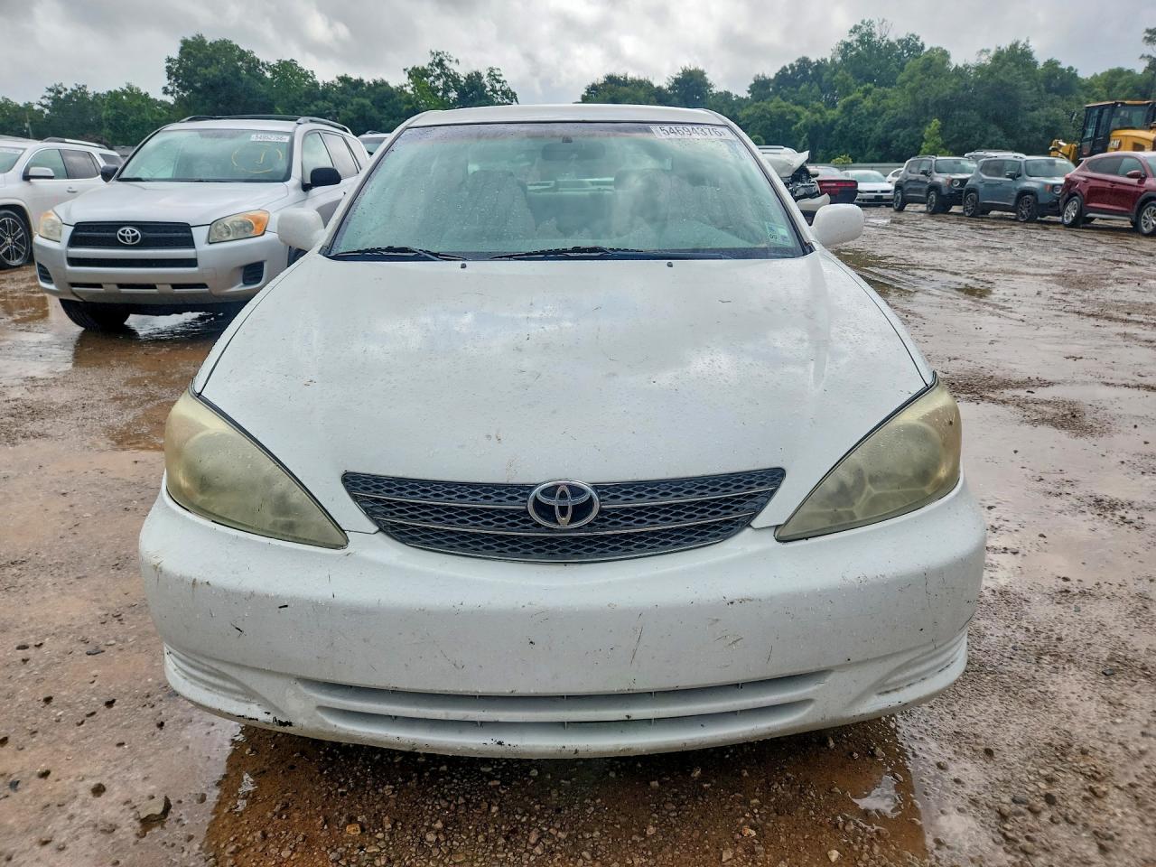 2002 Toyota Camry Le White vin: 4T1BE32K82U071514