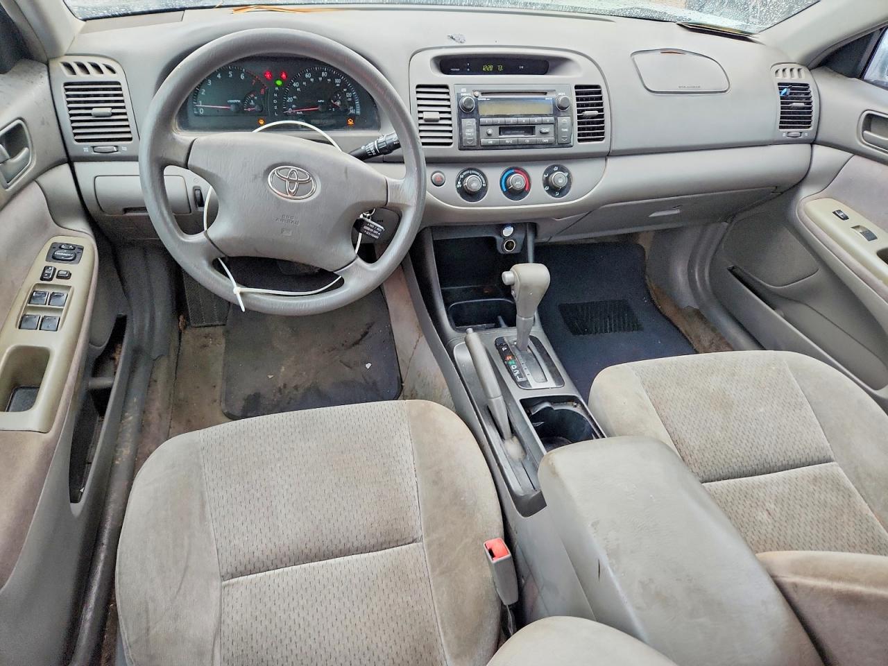 2002 Toyota Camry Le Серебряный vin: 4T1BE32K82U073604
