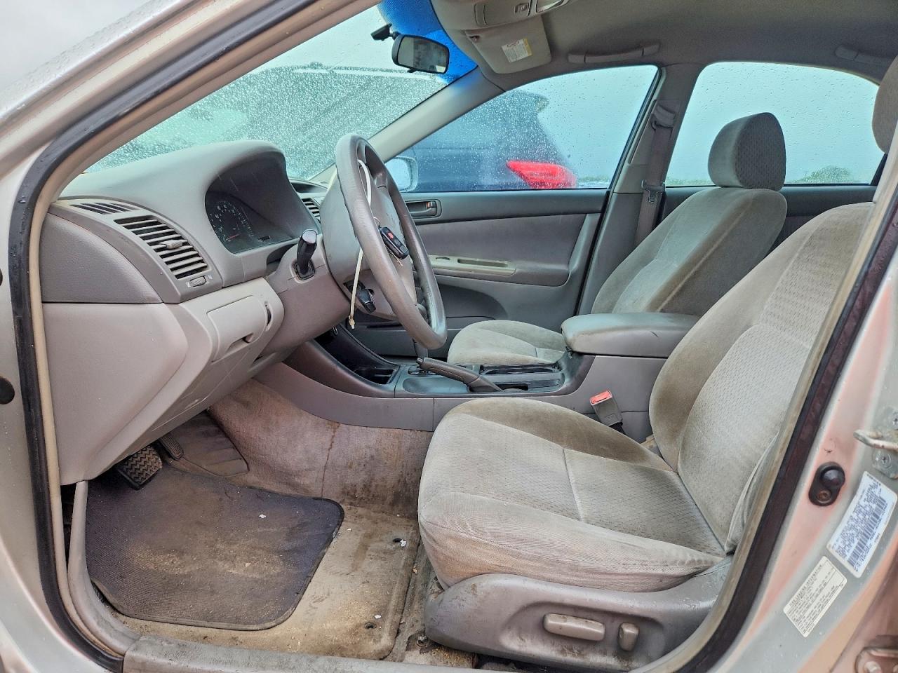 2002 Toyota Camry Le Серебряный vin: 4T1BE32K82U073604