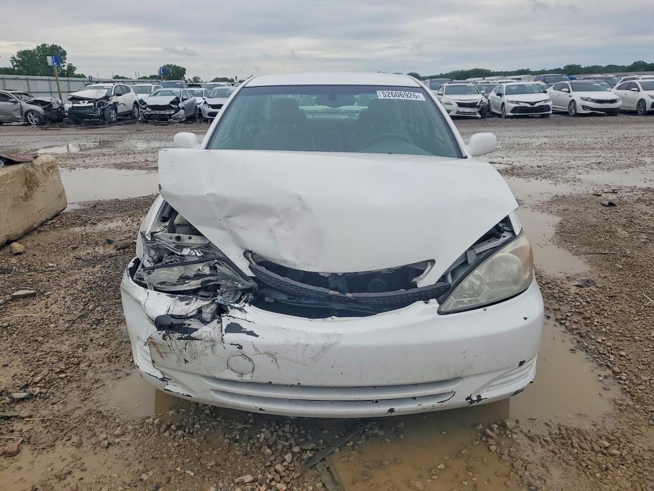 2002 Toyota Camry Xle White vin: 4T1BE32K82U074770