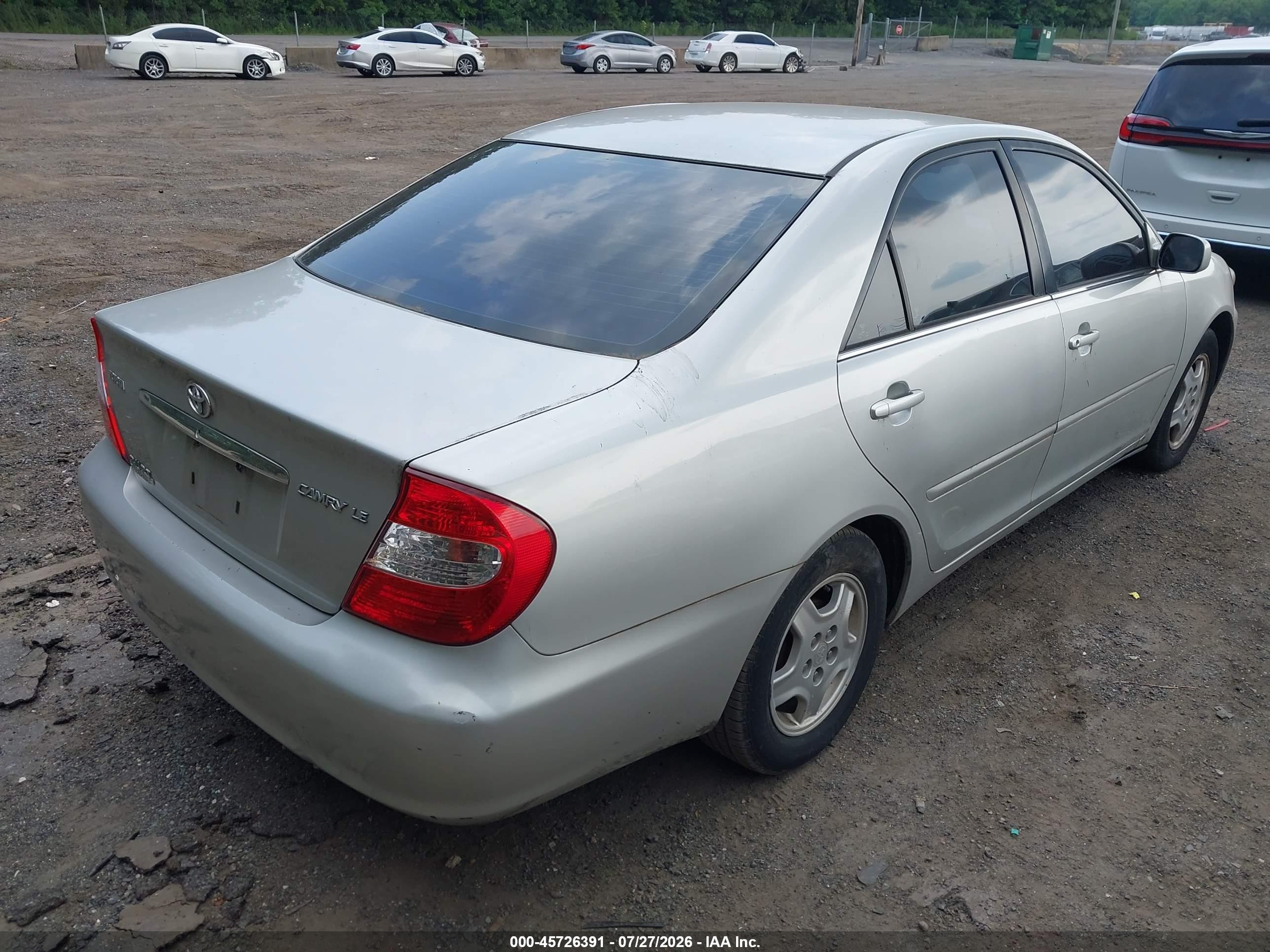 2002 Toyota Camry Le Silver vin: 4T1BE32K82U094677