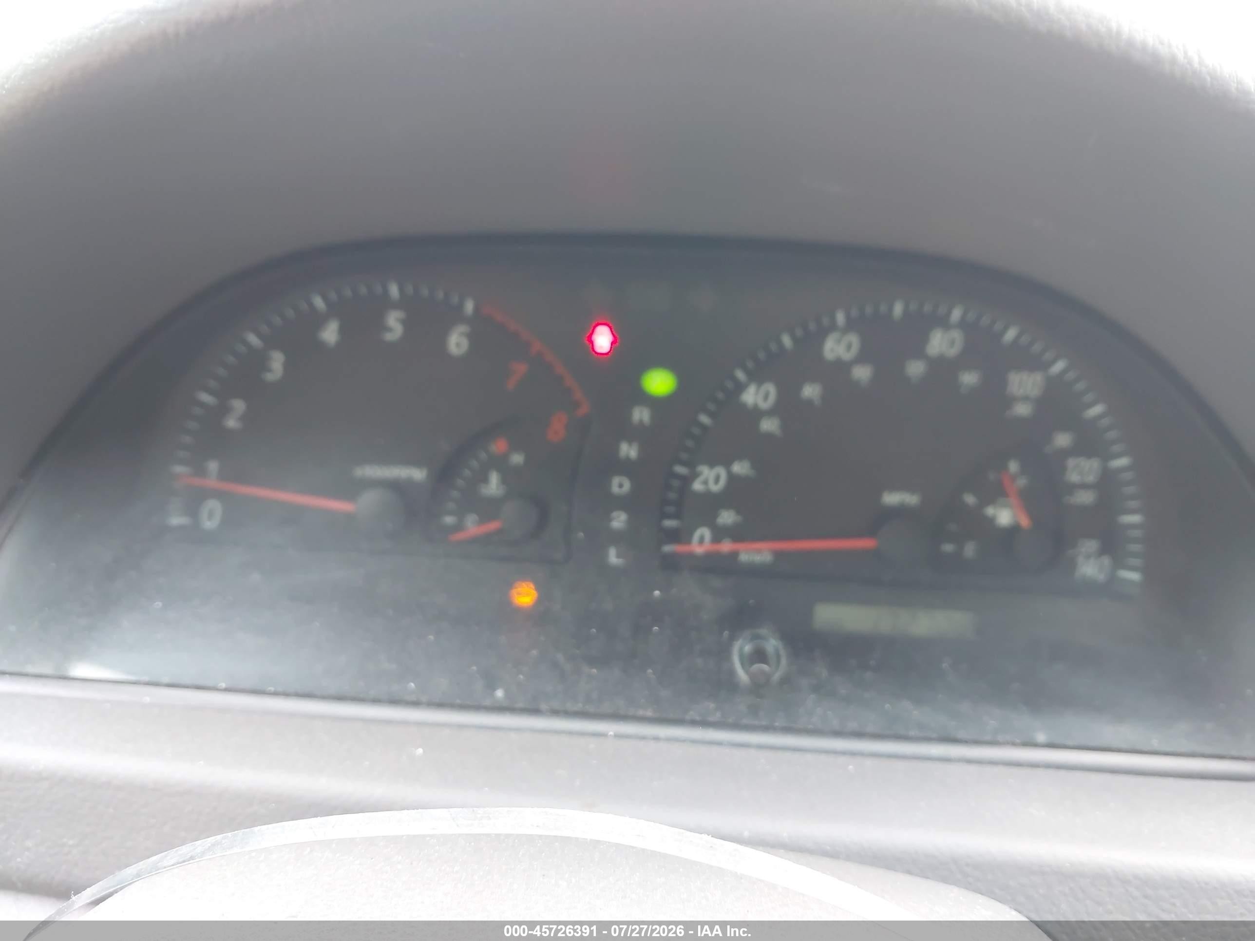 2002 Toyota Camry Le Silver vin: 4T1BE32K82U094677
