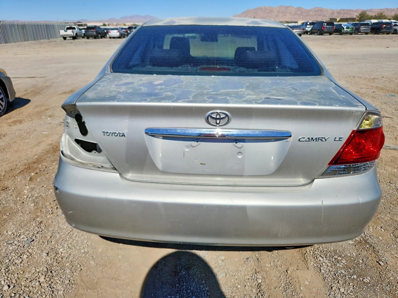 2002 Toyota Camry Le Silver vin: 4T1BE32K82U543405