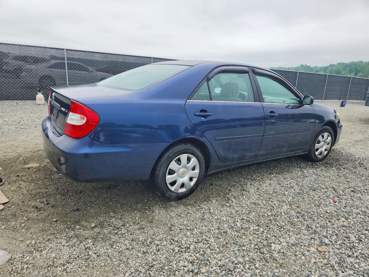 2002 Toyota Camry Le Синий vin: 4T1BE32K82U550841